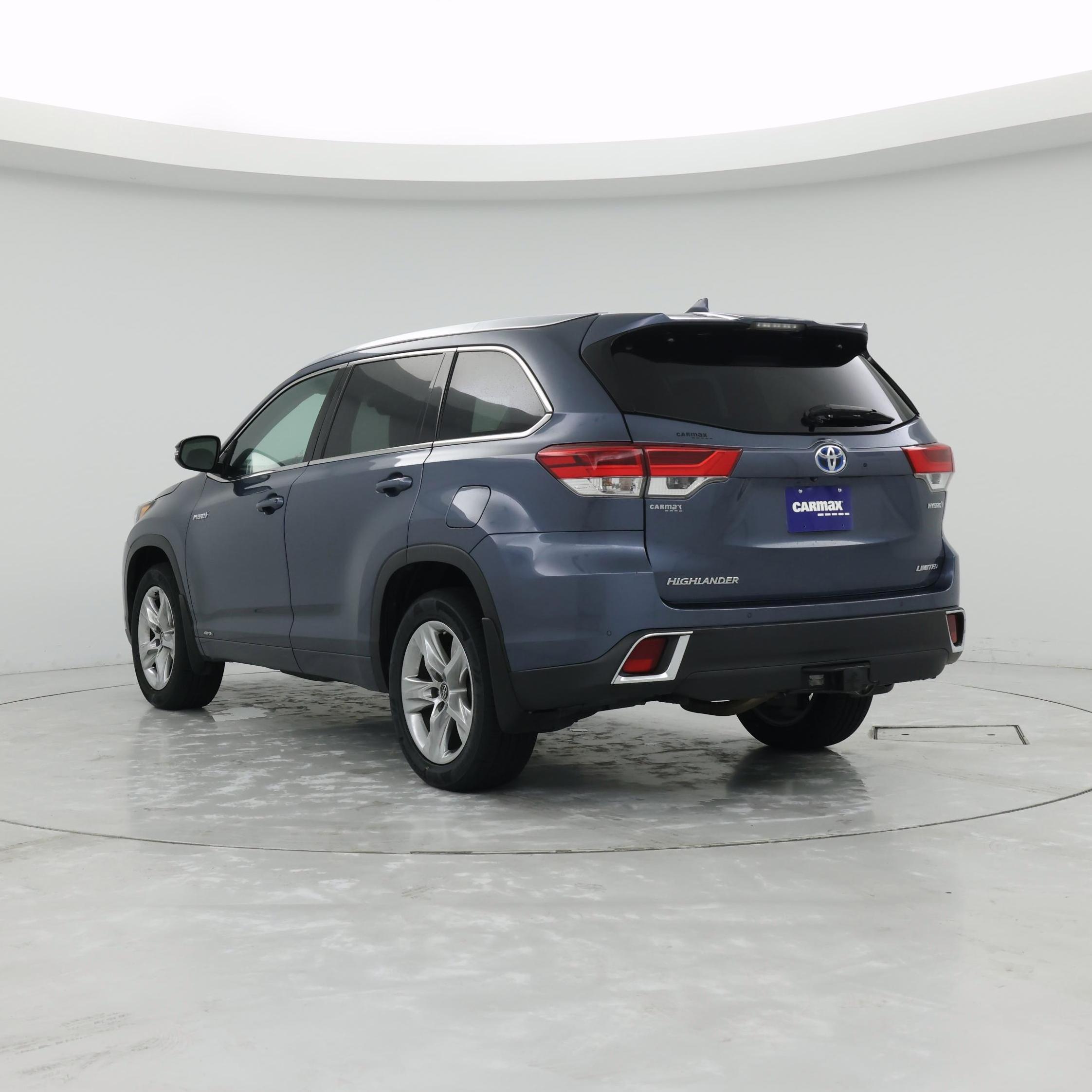 Thumbnail: 2019 Toyota Highlander - 2