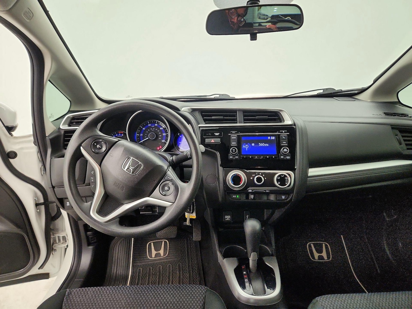 2019 Honda Fit LX - Photo 10