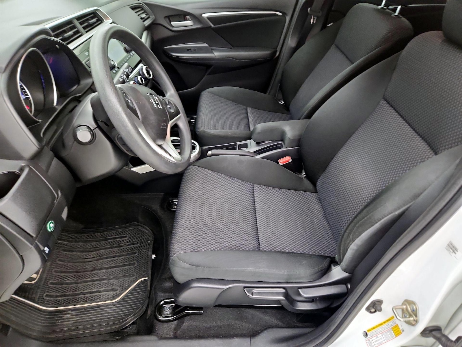 2019 Honda Fit LX - Photo 12