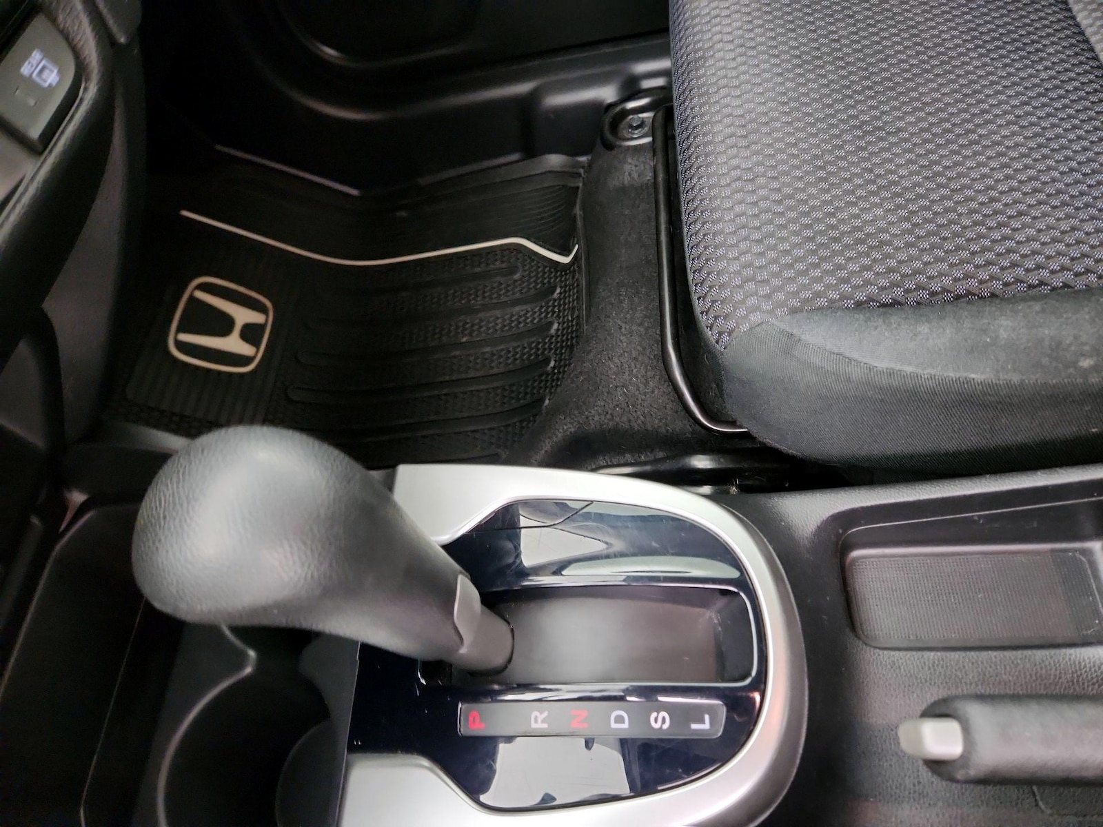 2019 Honda Fit LX - Photo 18