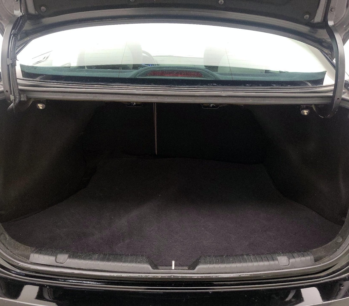 Trunk/Cargo (Seats Up)