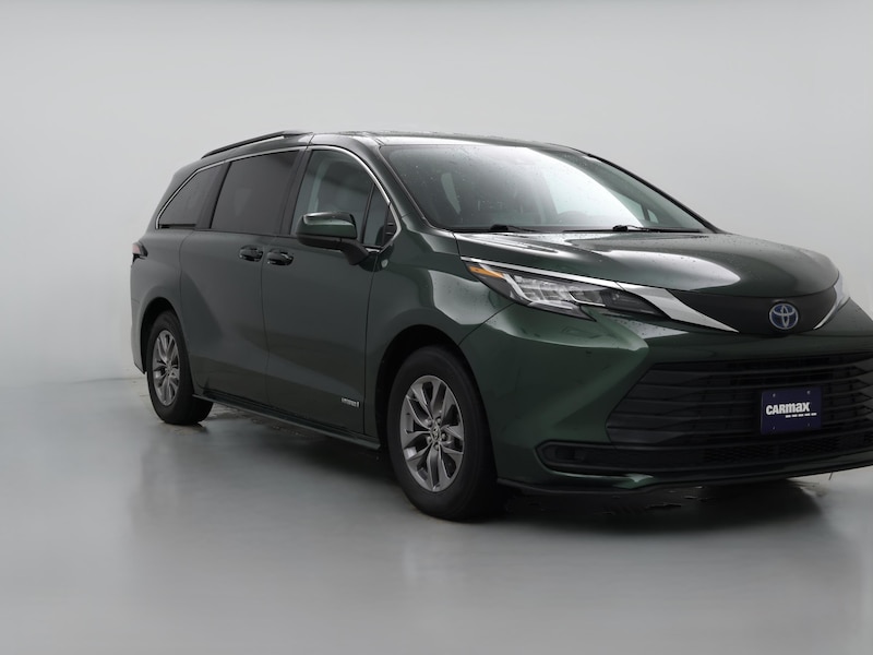 2021 Toyota Sienna LE