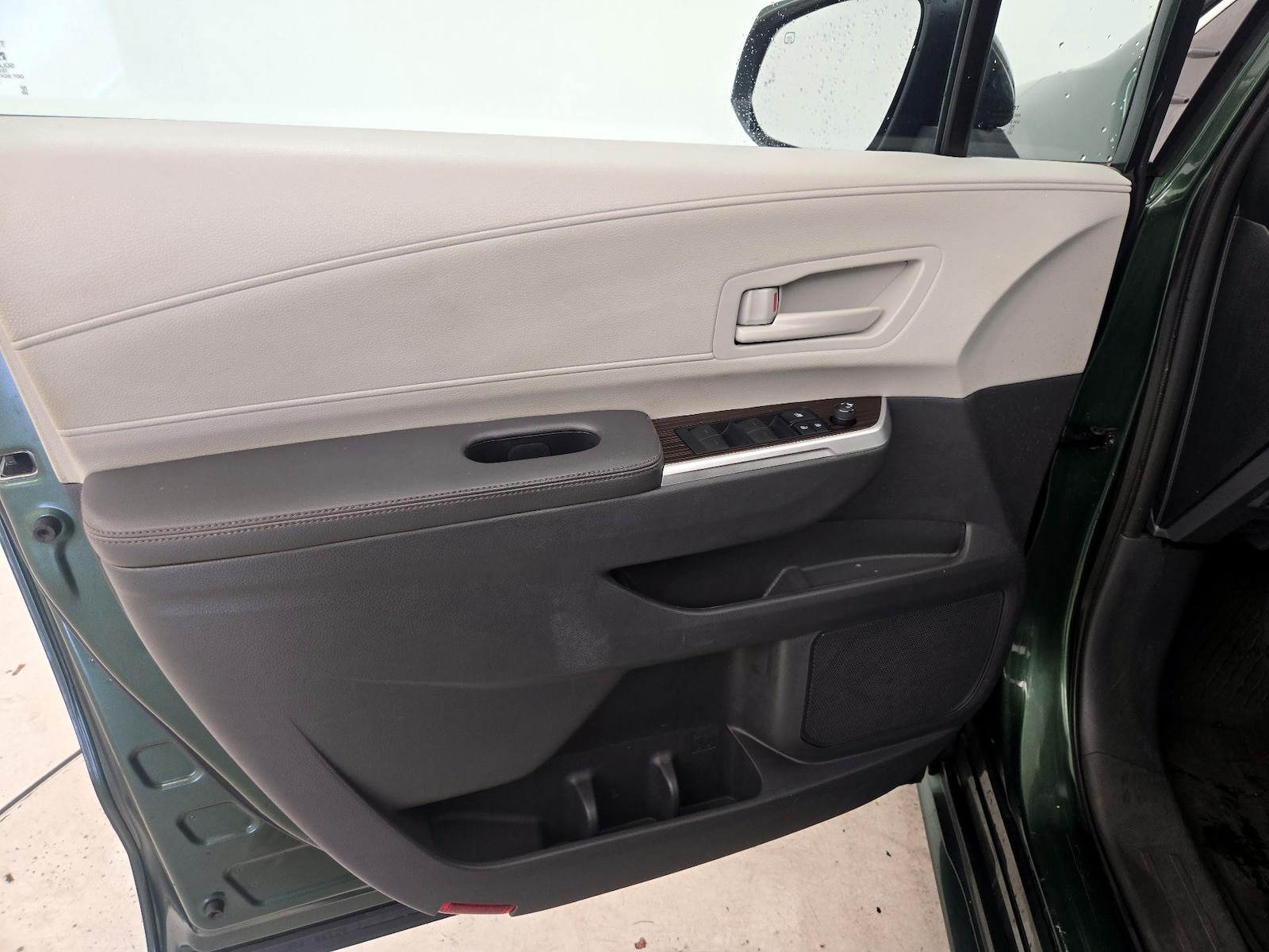 2021 Toyota Sienna LE - Photo 13