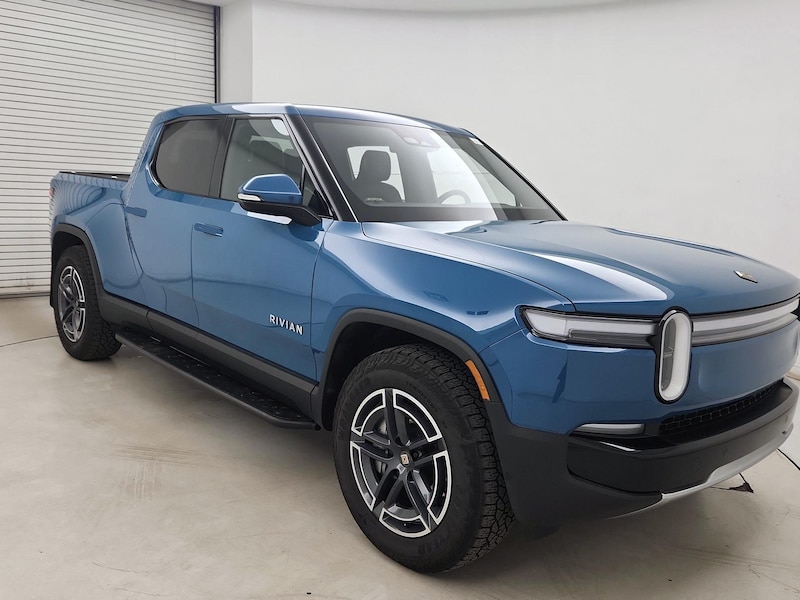 2025 Rivian R1T Adventure Dual-Motor Standard