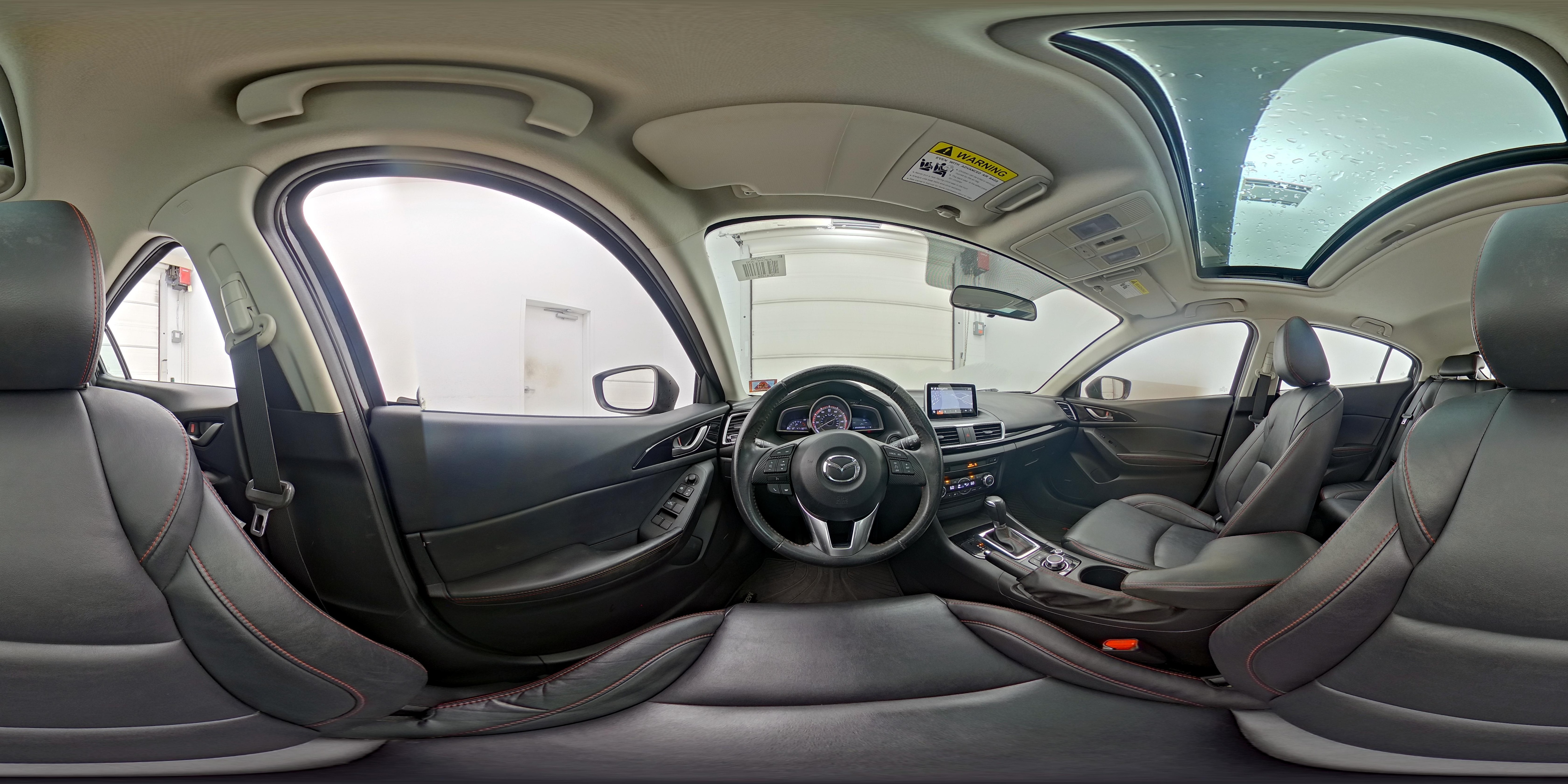 2014 Mazda MAZDA3 i Grand Touring - Photo 28