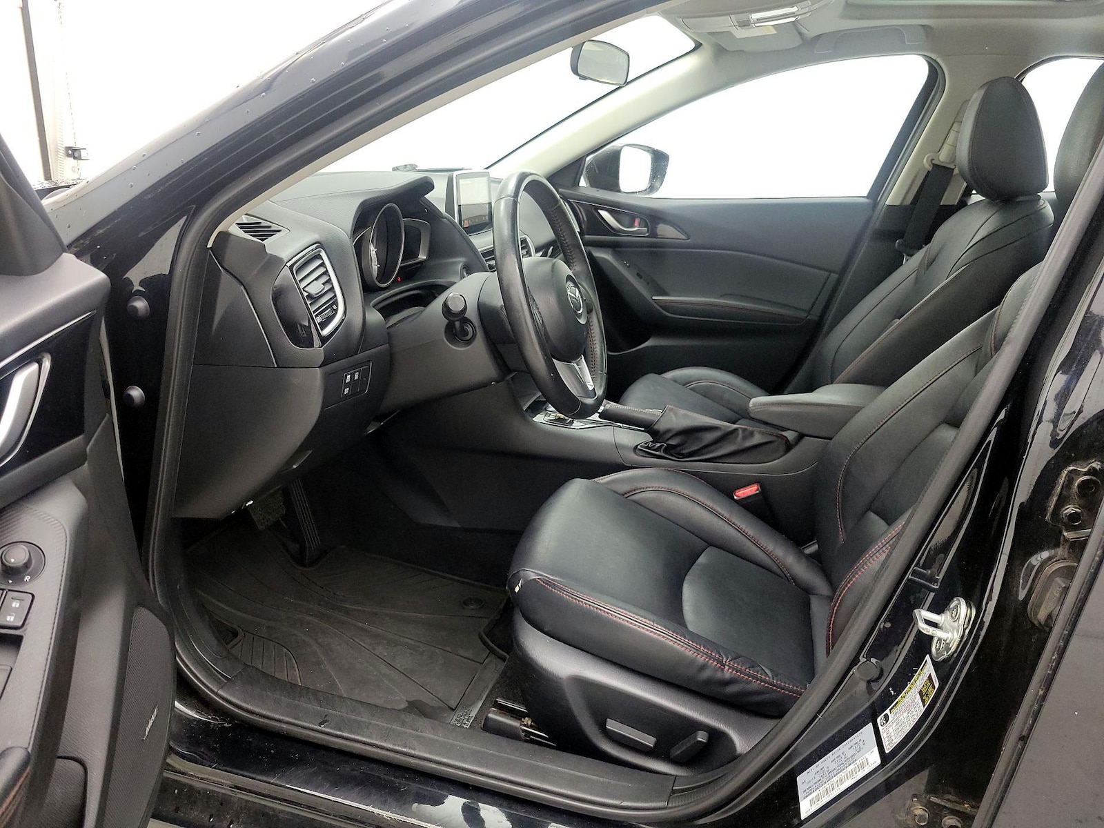 2014 Mazda MAZDA3 i Grand Touring - Photo 12