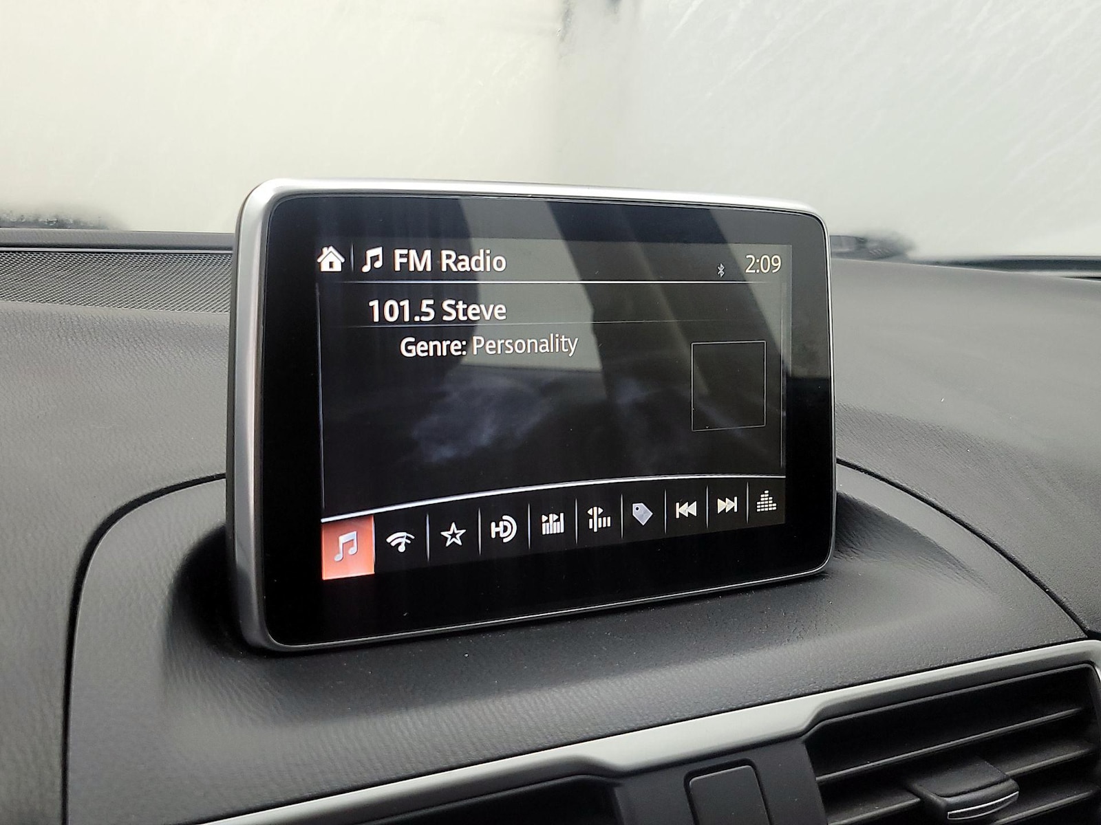 2014 Mazda MAZDA3 i Grand Touring - Photo 17