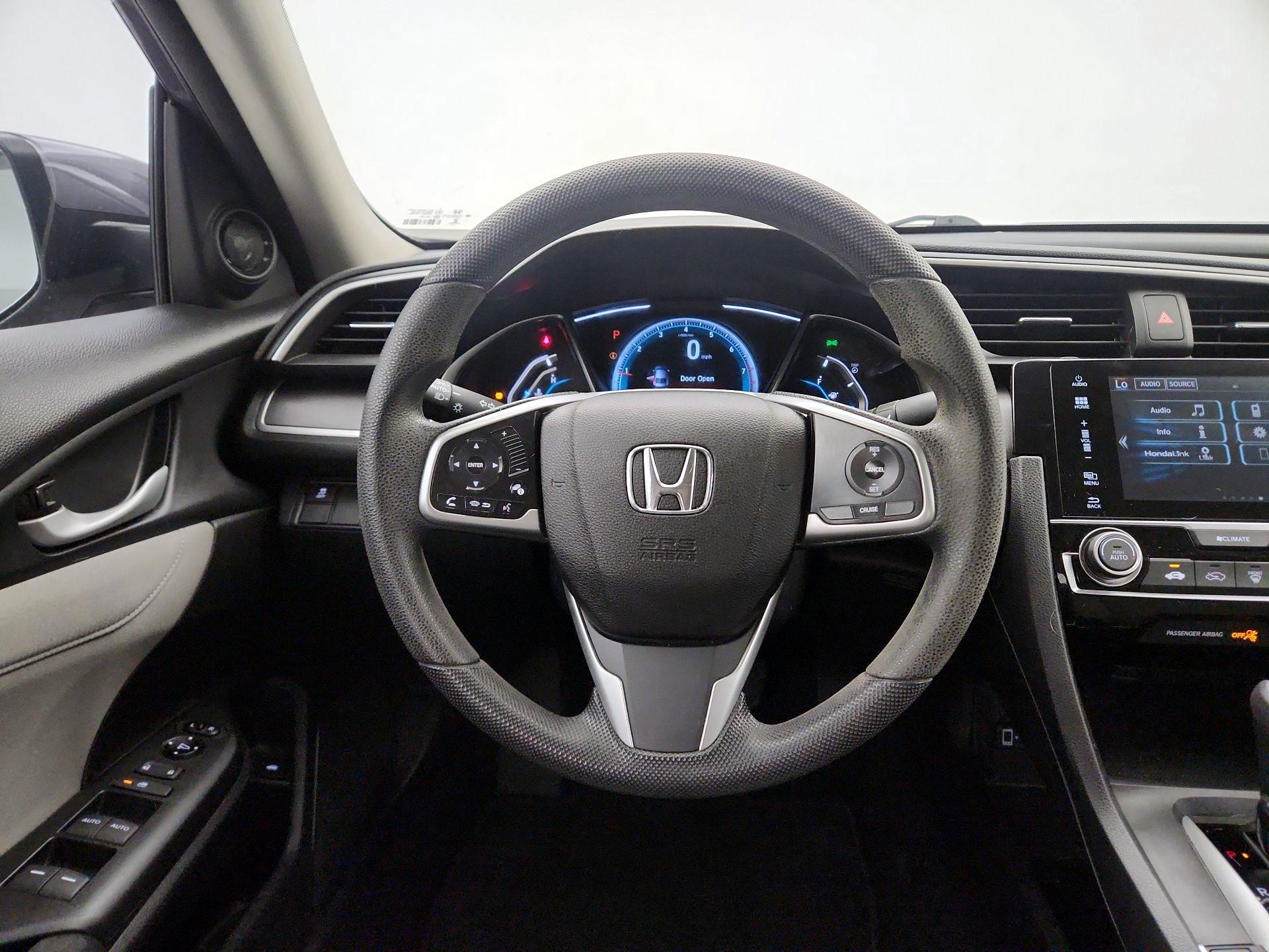 Thumbnail: 2017 Honda Civic - 10
