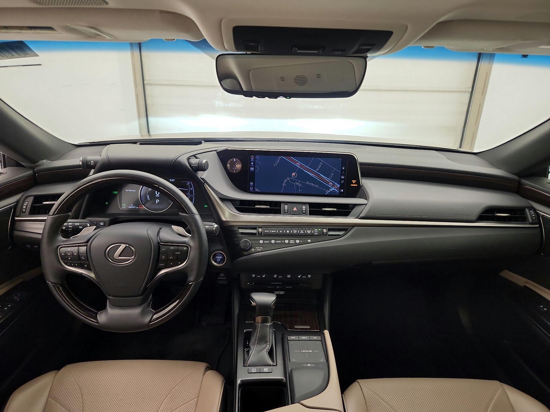 Thumbnail: 2019 Lexus ES - 9