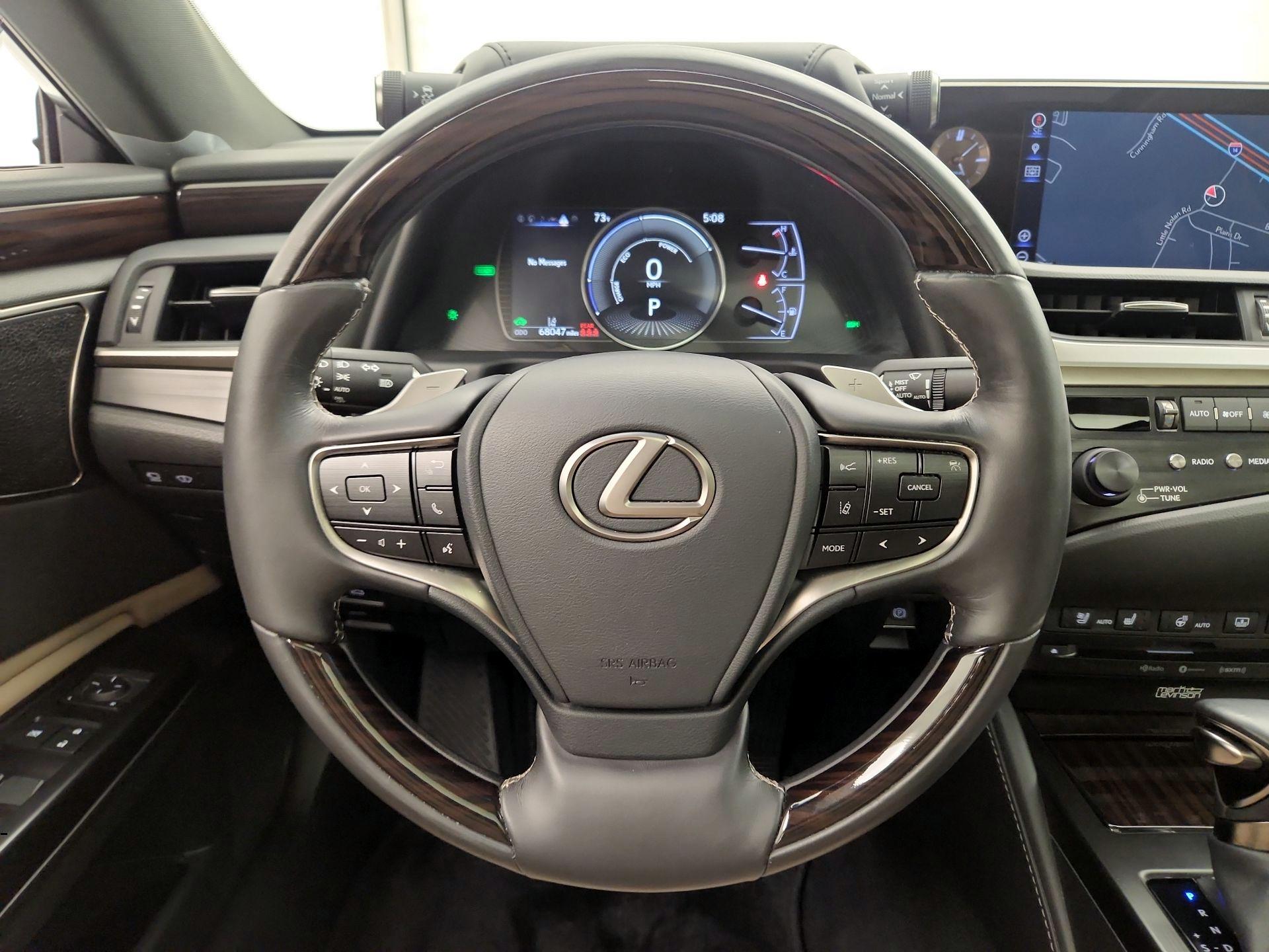 Thumbnail: 2019 Lexus ES - 10