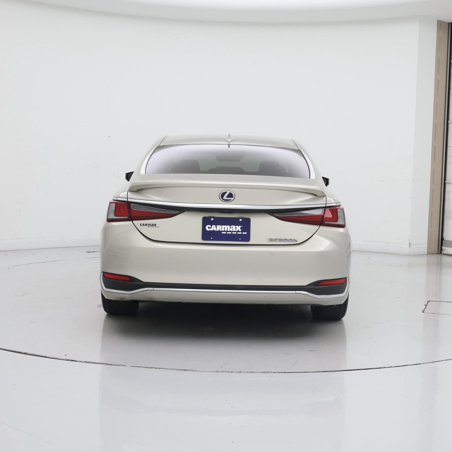 Thumbnail: 2019 Lexus ES - 6
