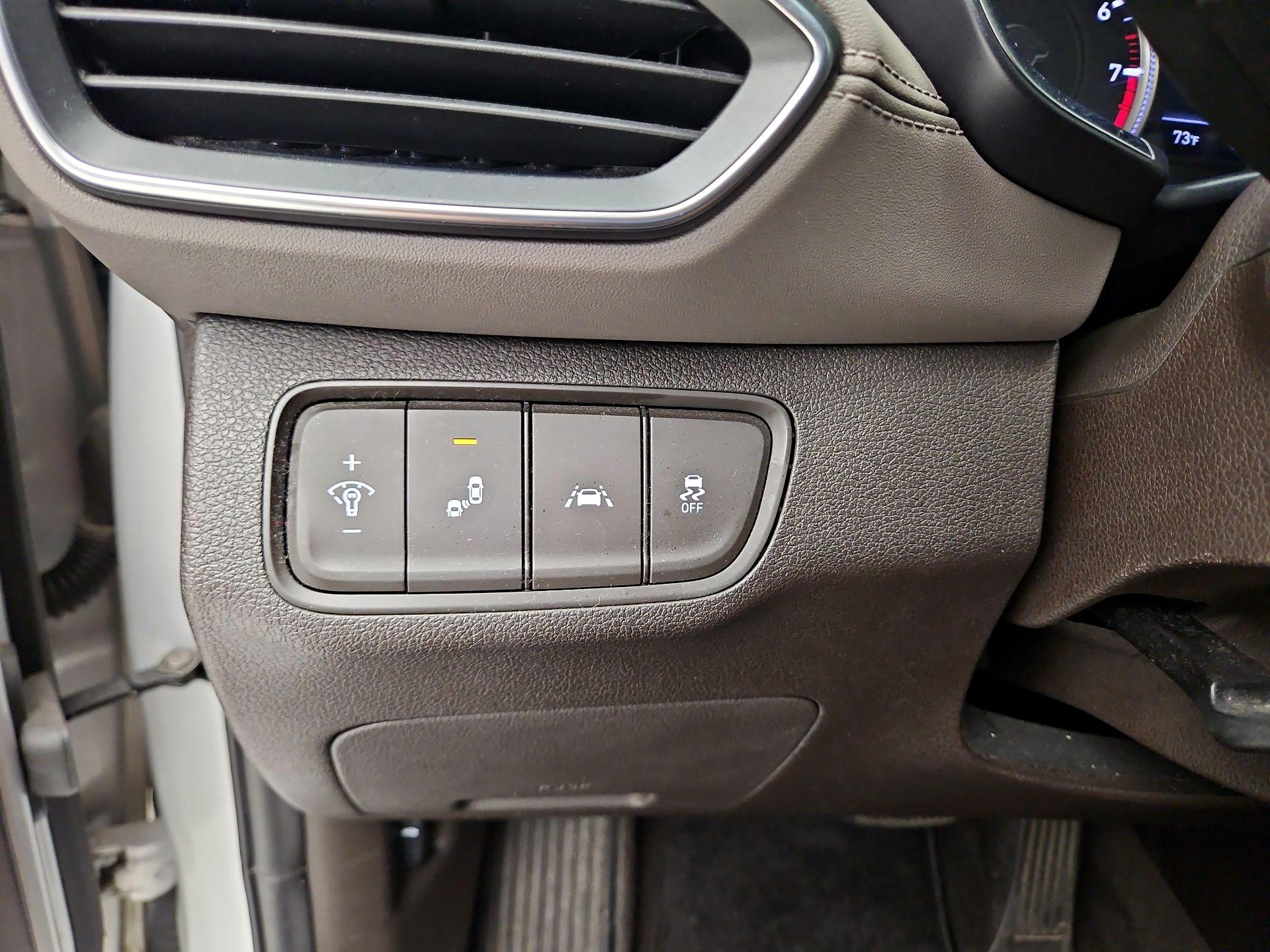 Thumbnail: 2019 Hyundai Santa Fe - 13