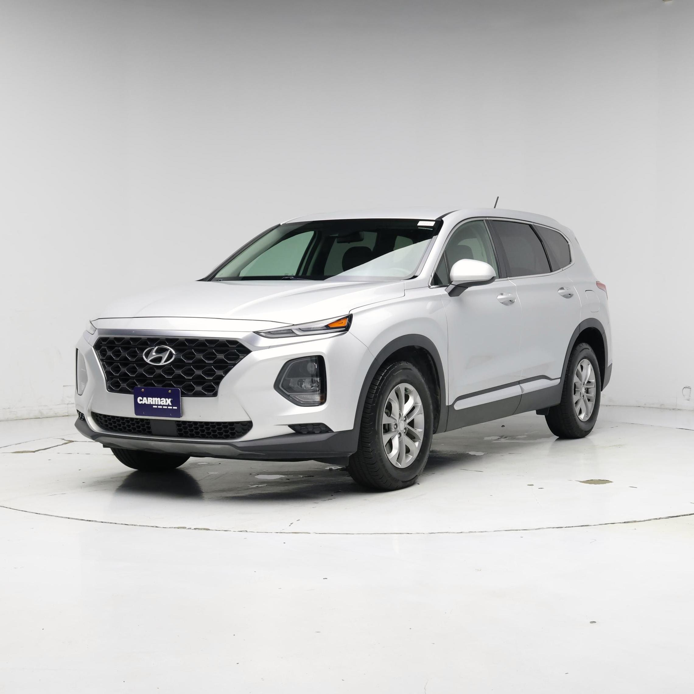 Thumbnail: 2019 Hyundai Santa Fe - 4