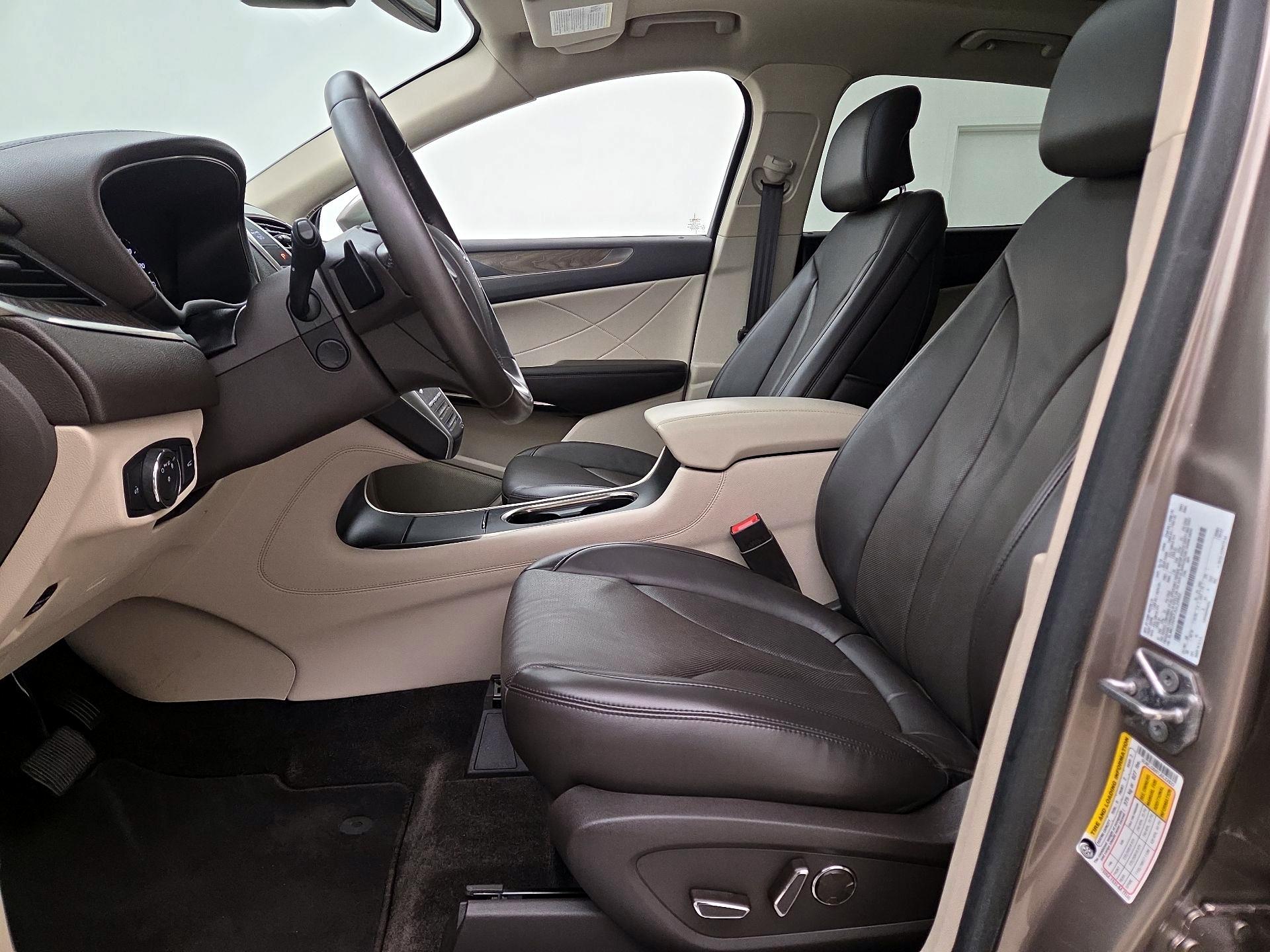 Thumbnail: 2018 Lincoln MKC - 11