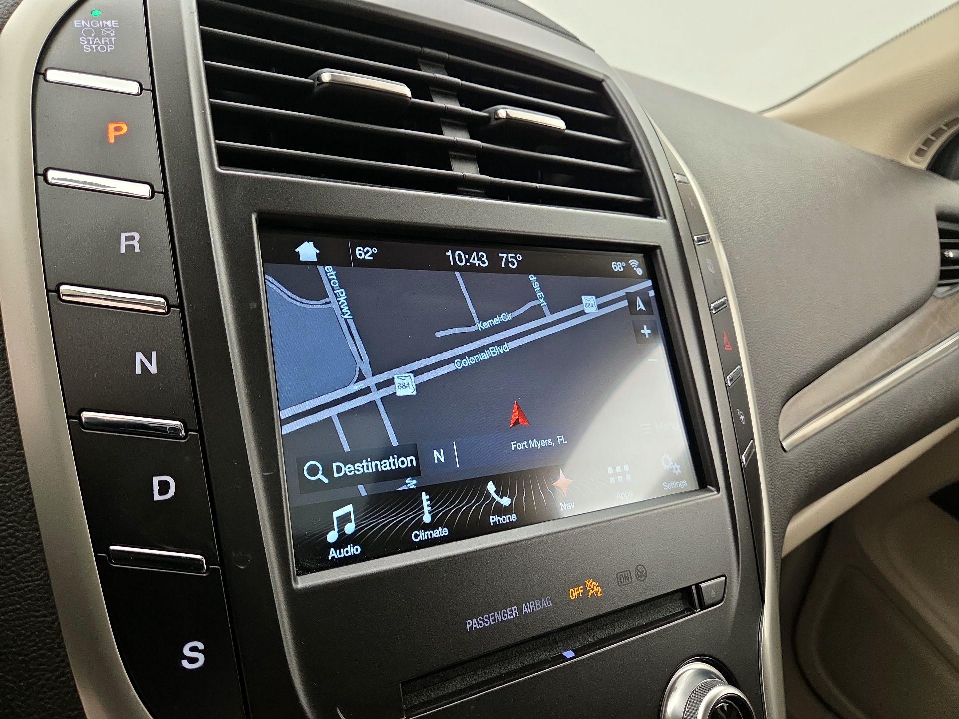 Thumbnail: 2018 Lincoln MKC - 14