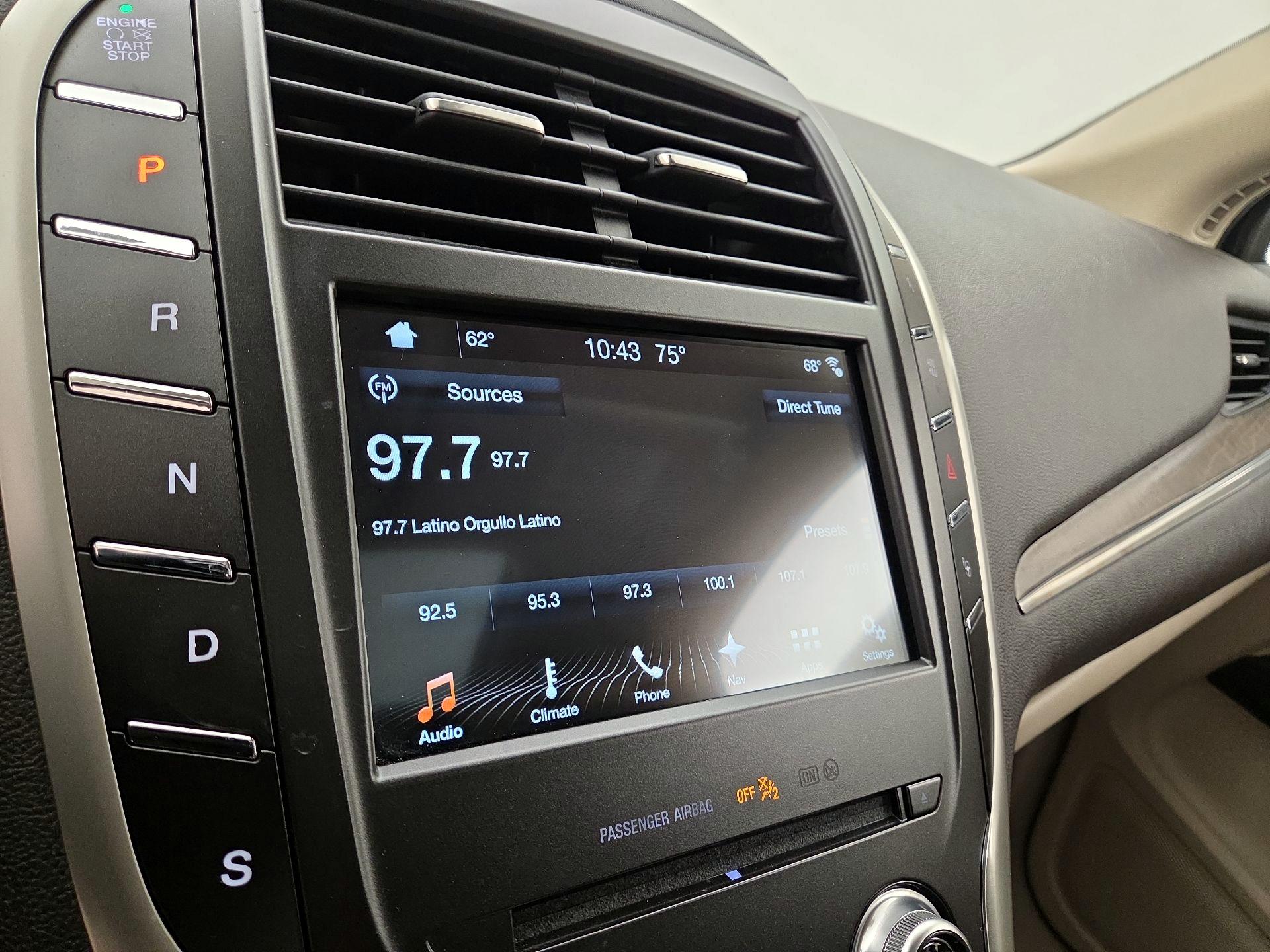 Thumbnail: 2018 Lincoln MKC - 16
