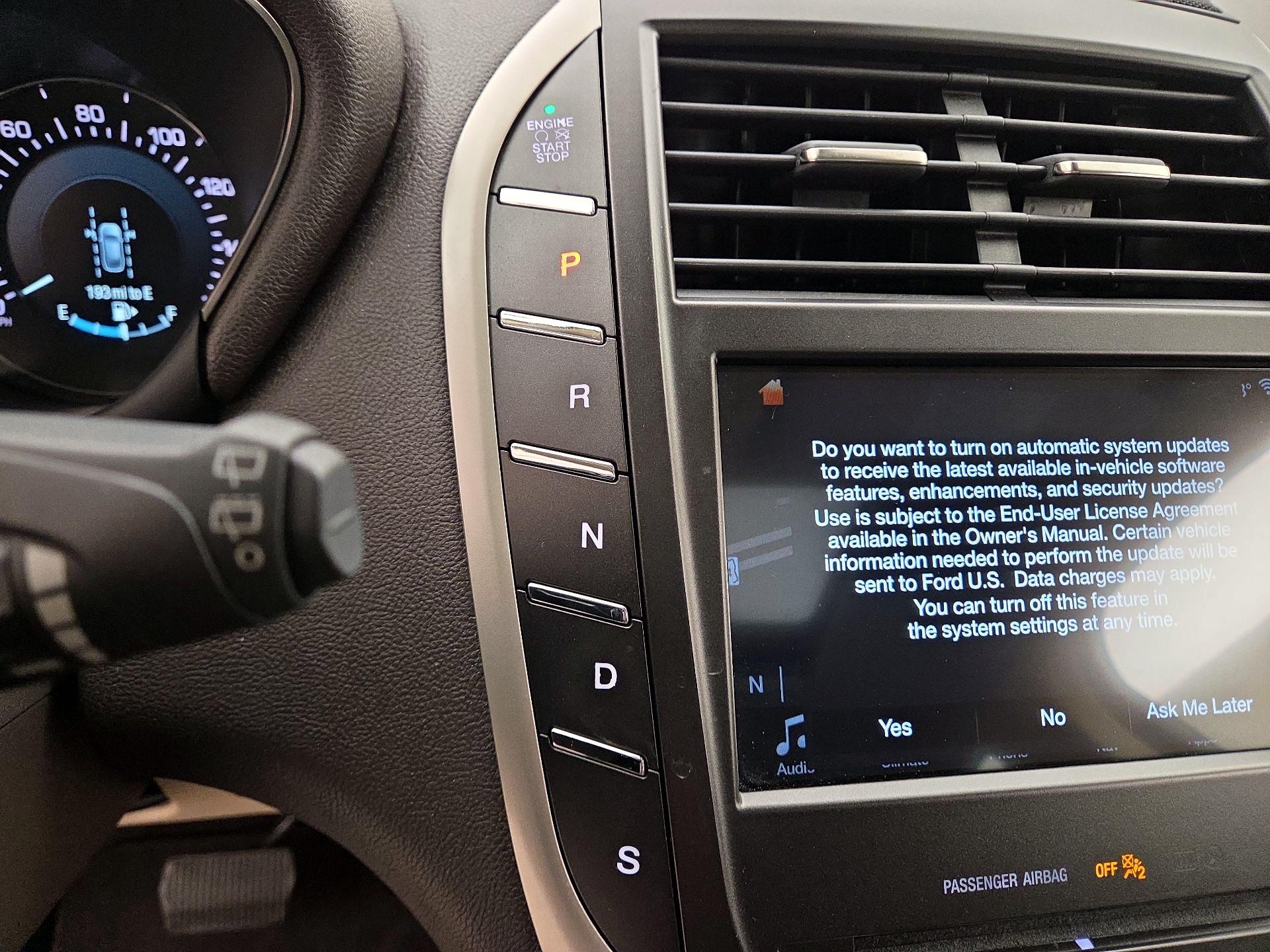 Thumbnail: 2018 Lincoln MKC - 18