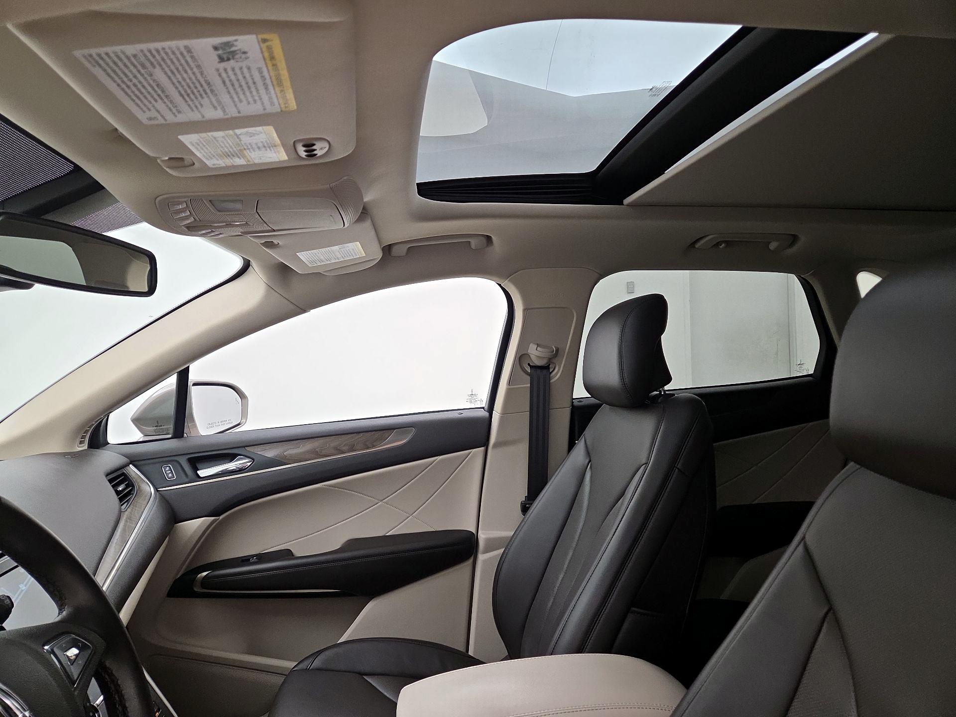 Thumbnail: 2018 Lincoln MKC - 20