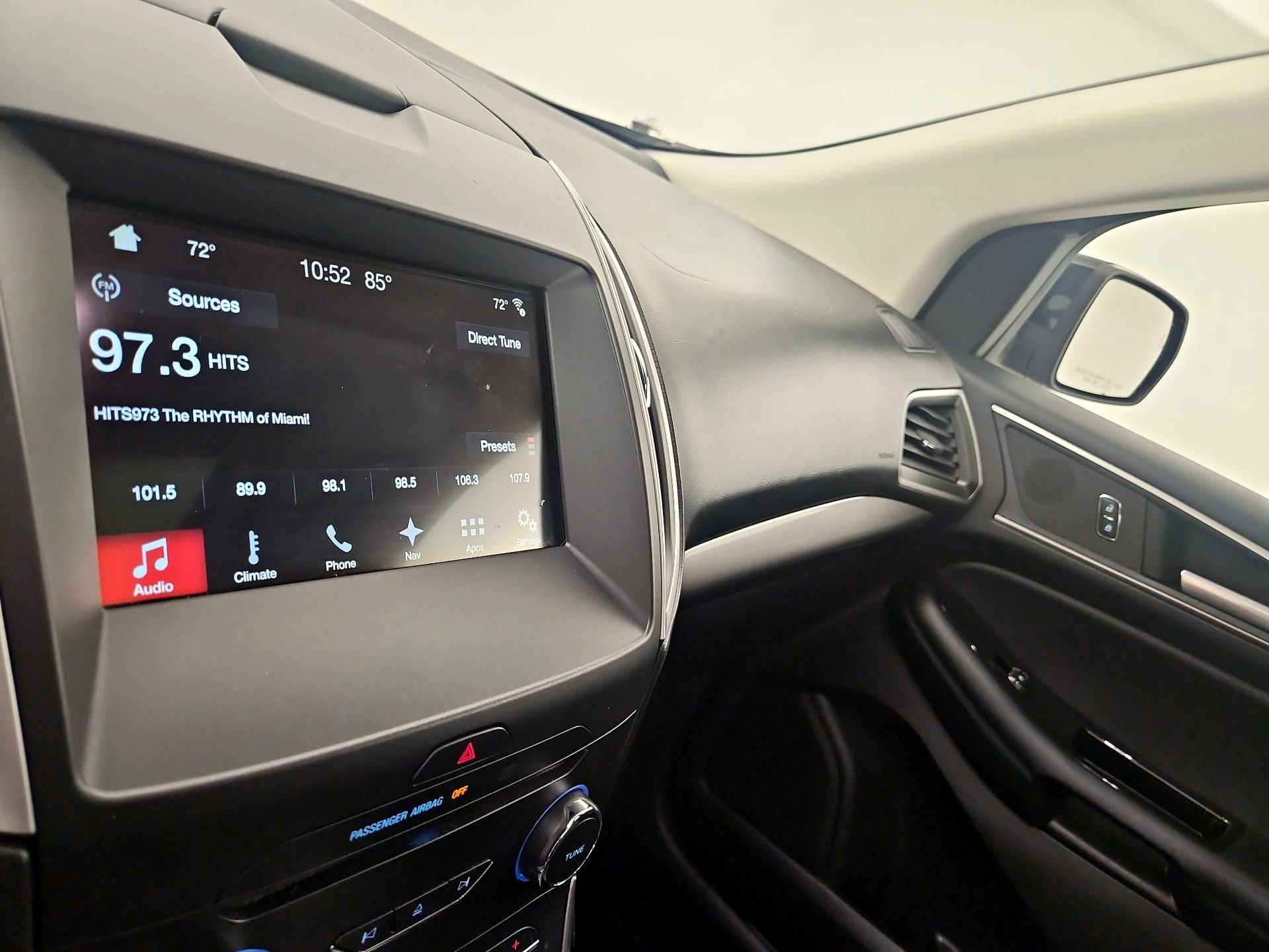 Thumbnail: 2017 Ford Edge - 14
