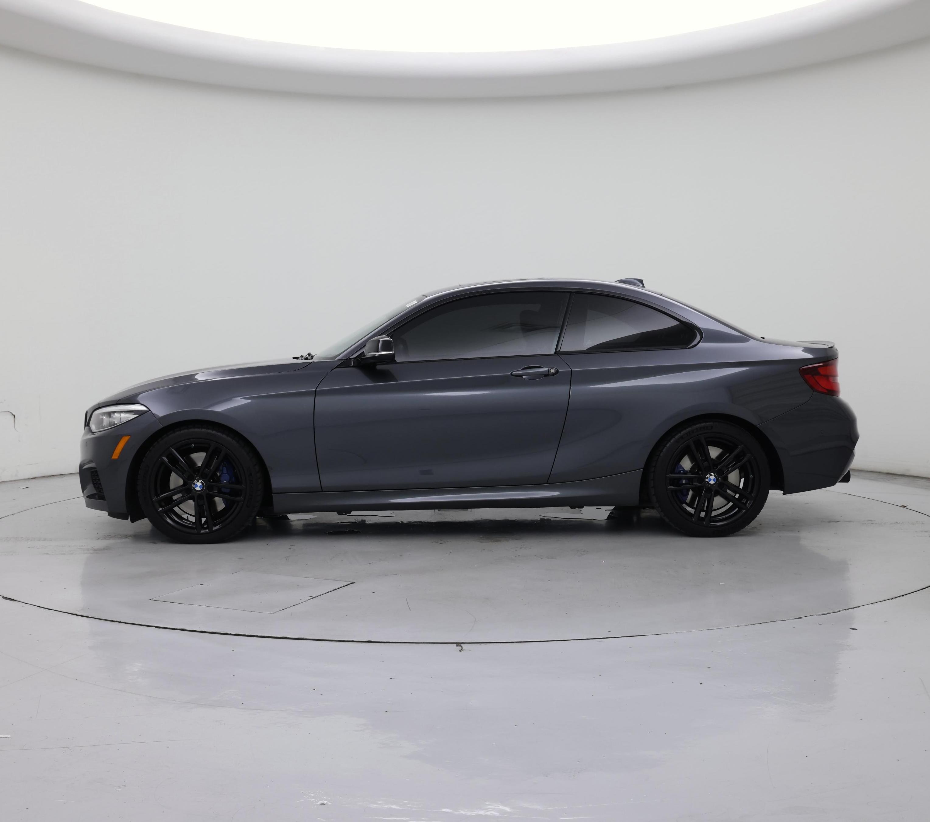 Thumbnail: 2021 BMW 2 Series - 3