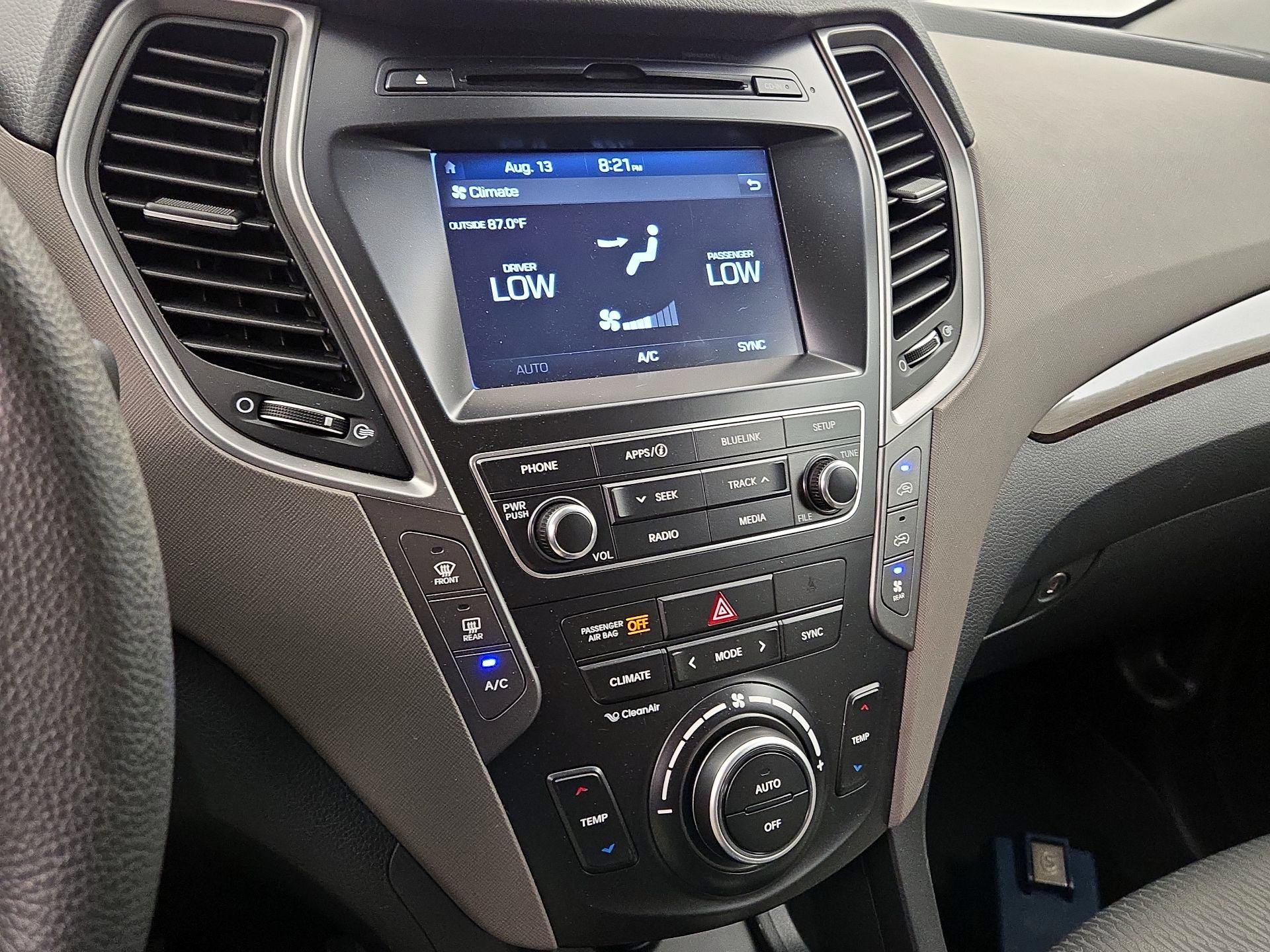 Thumbnail: 2017 Hyundai Santa Fe - 16