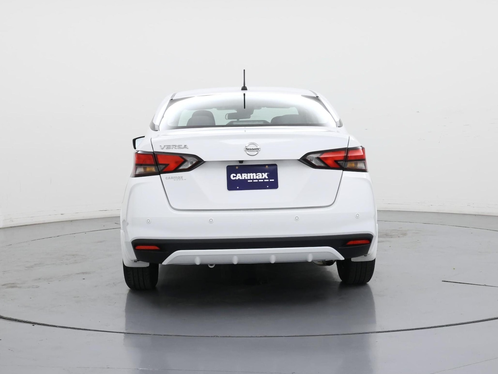 2022 Nissan Versa Sedan S - Photo 7