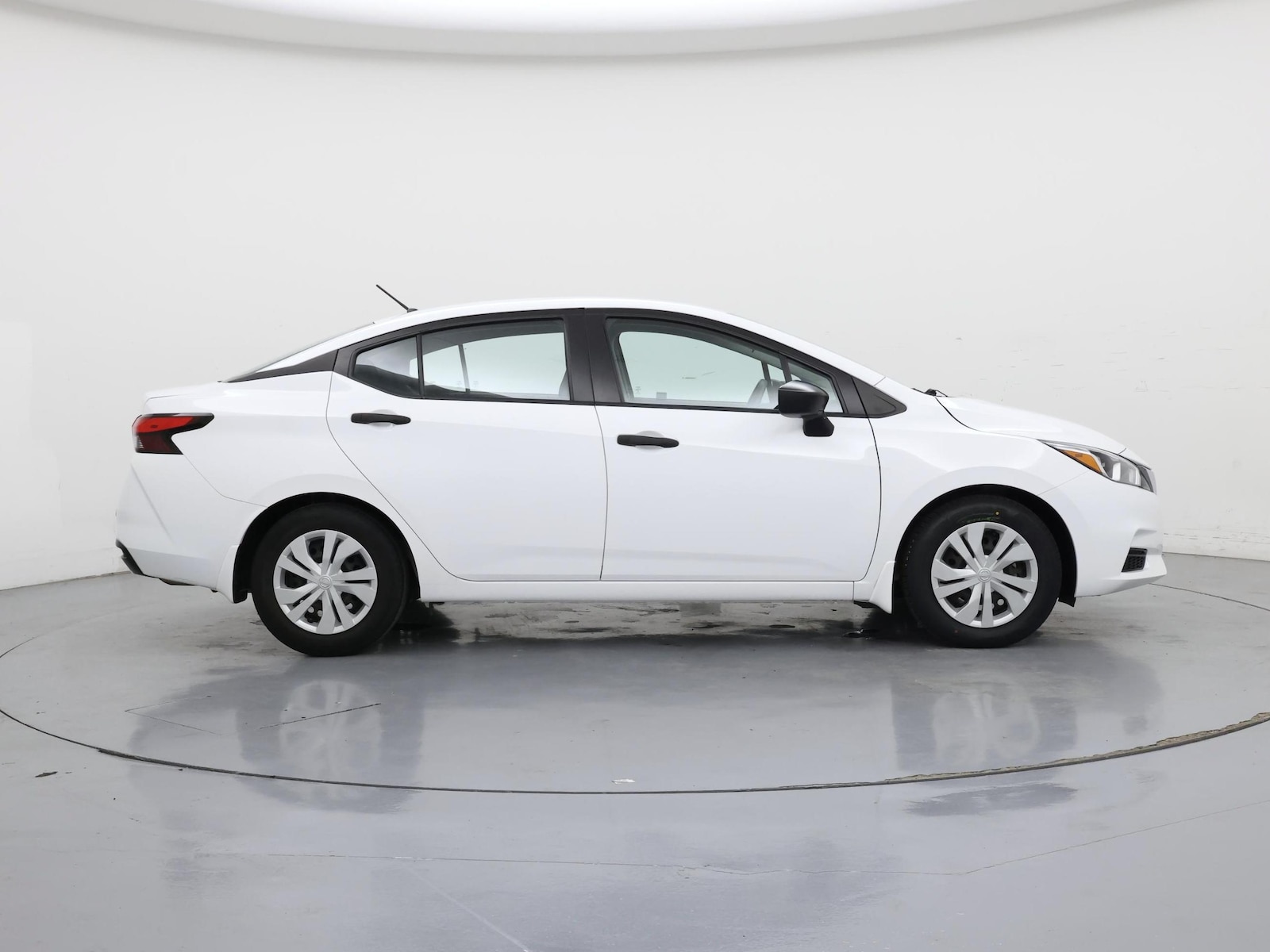 2022 Nissan Versa Sedan S - Photo 8