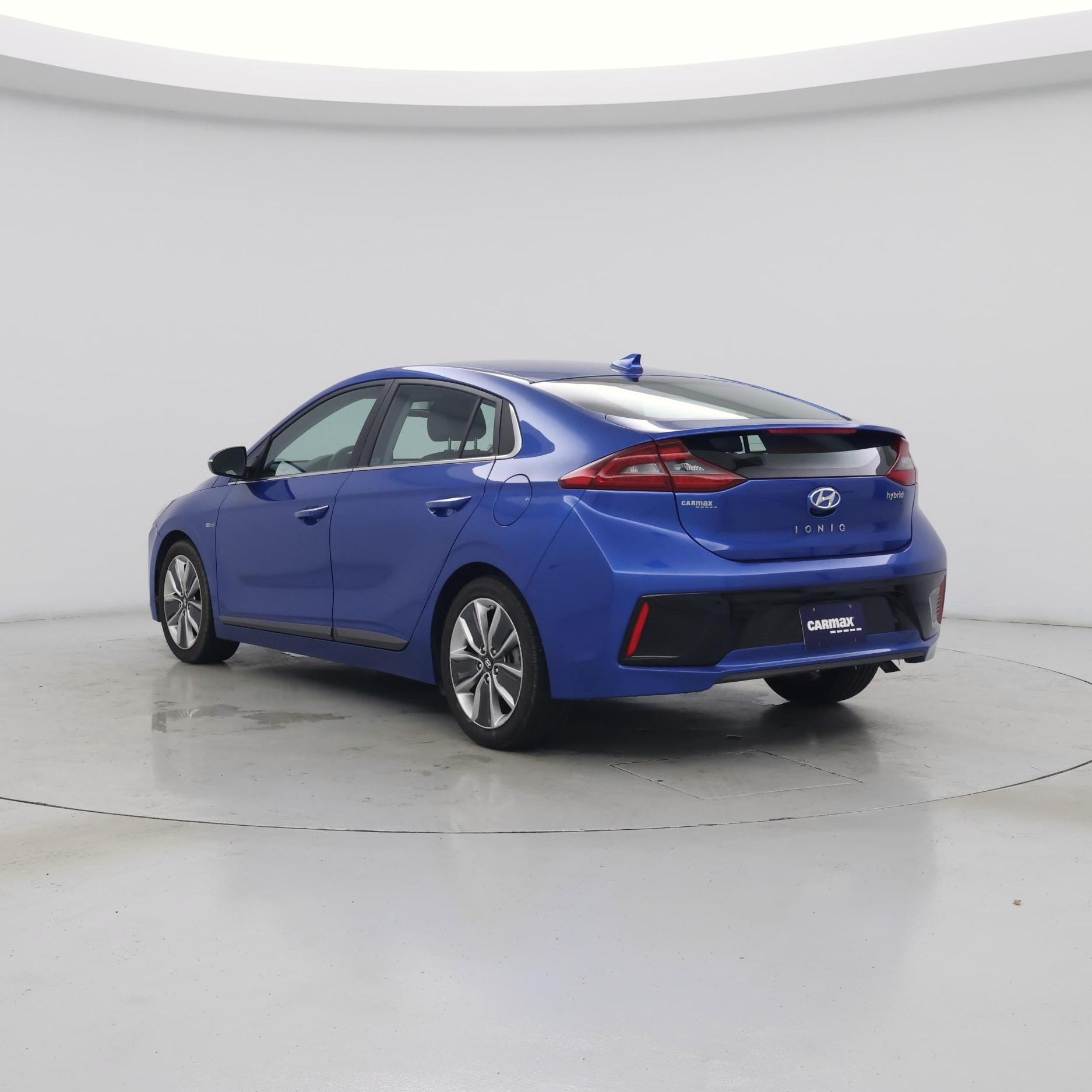 Thumbnail: 2018 Hyundai Ioniq - 2