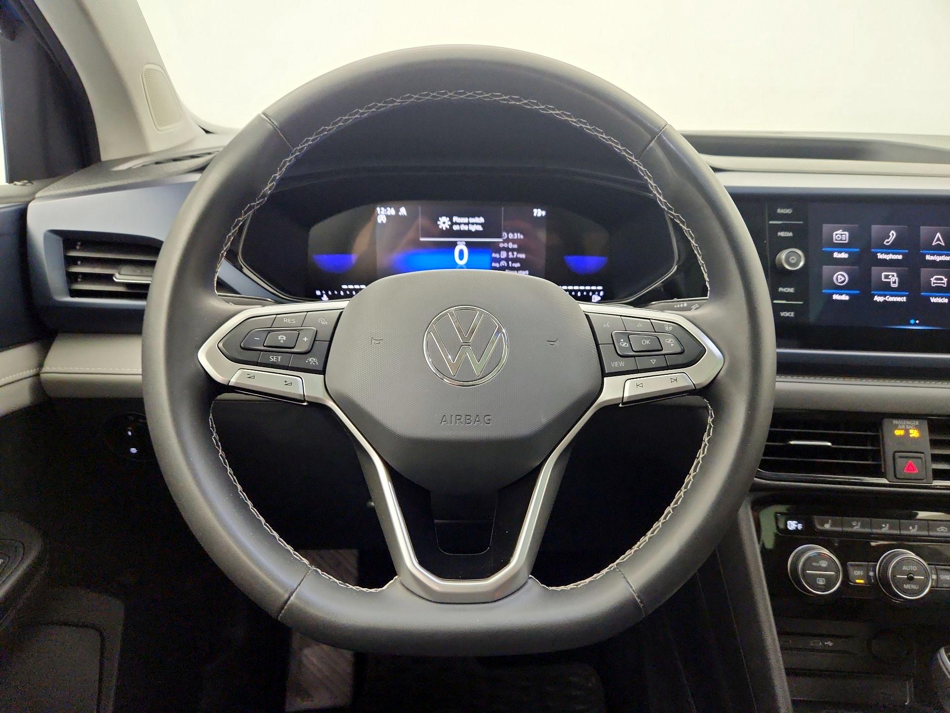 Thumbnail: 2024 Volkswagen Taos - 10