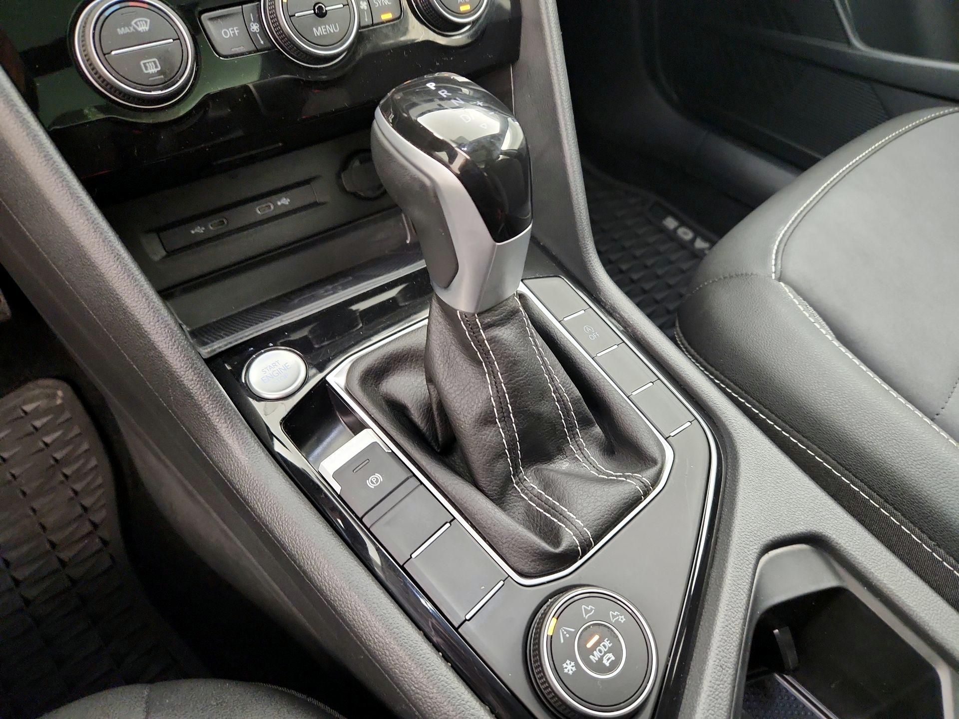 Thumbnail: 2024 Volkswagen Taos - 17