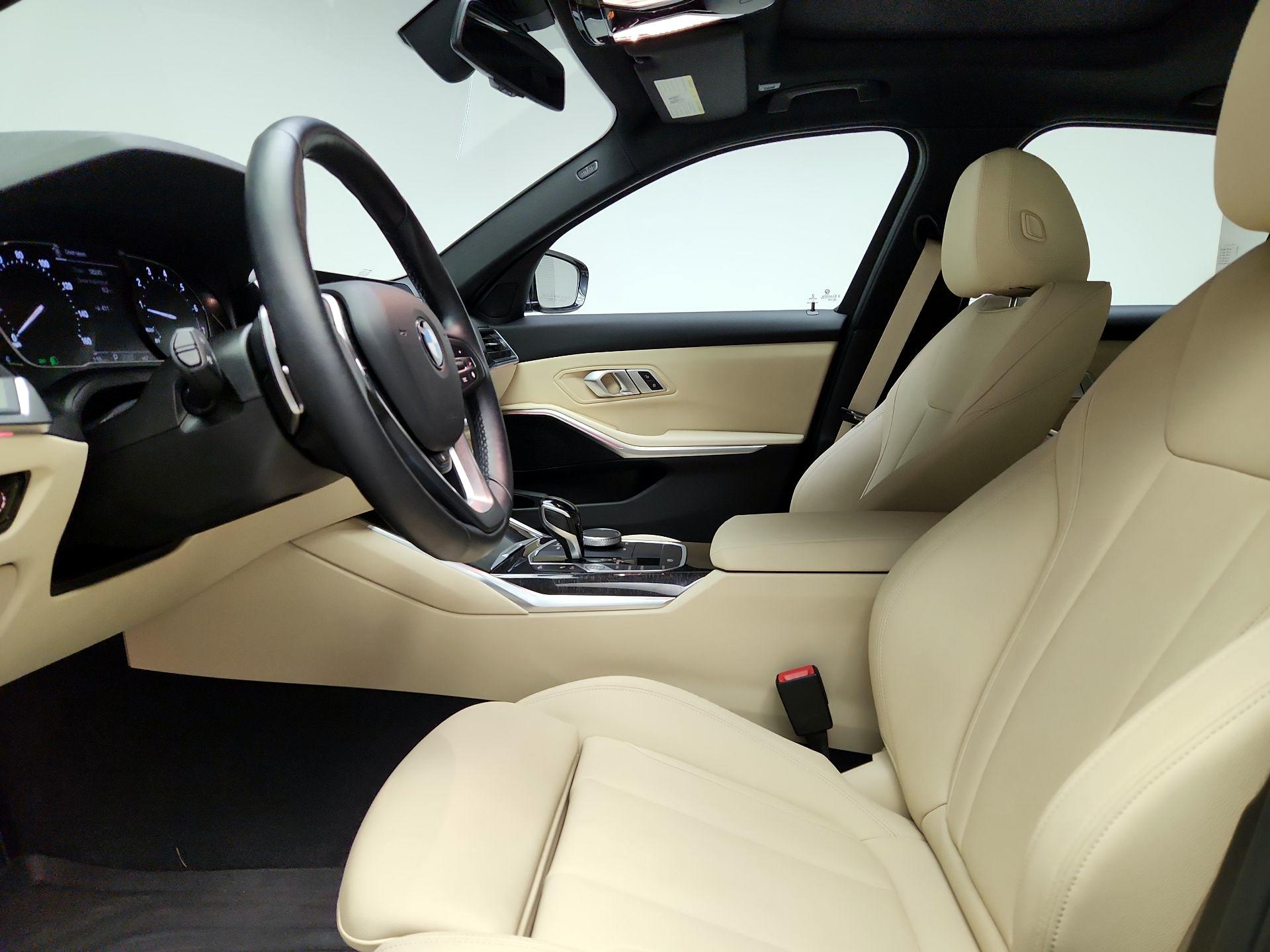 Thumbnail: 2021 BMW 3 Series - 9