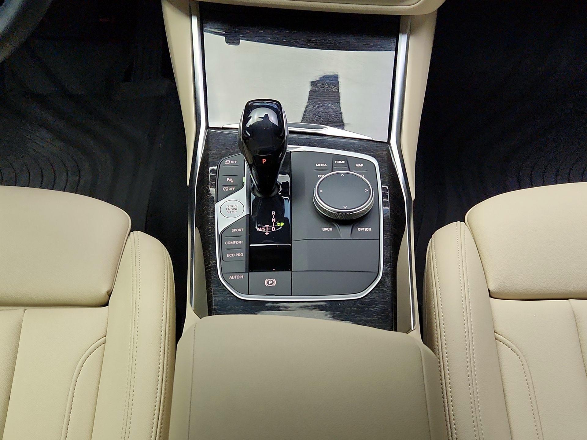 Thumbnail: 2021 BMW 3 Series - 16