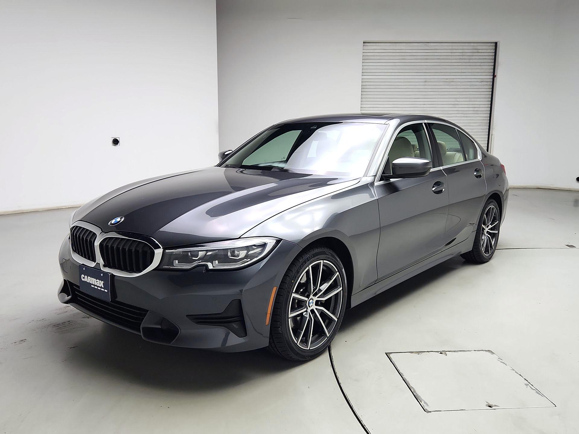 Thumbnail: 2021 BMW 3 Series - 3