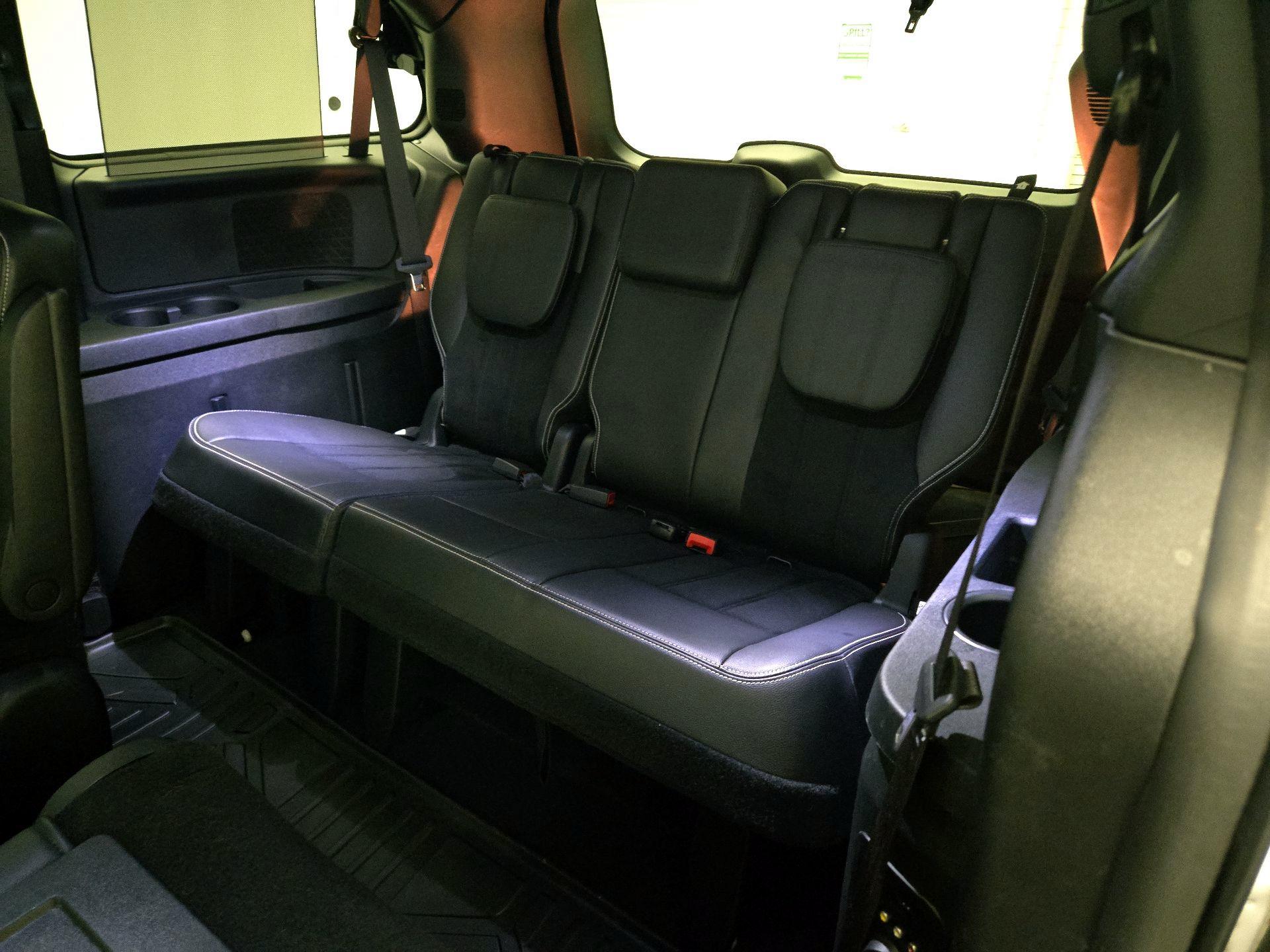 Thumbnail: 2017 Dodge Grand Caravan - 20
