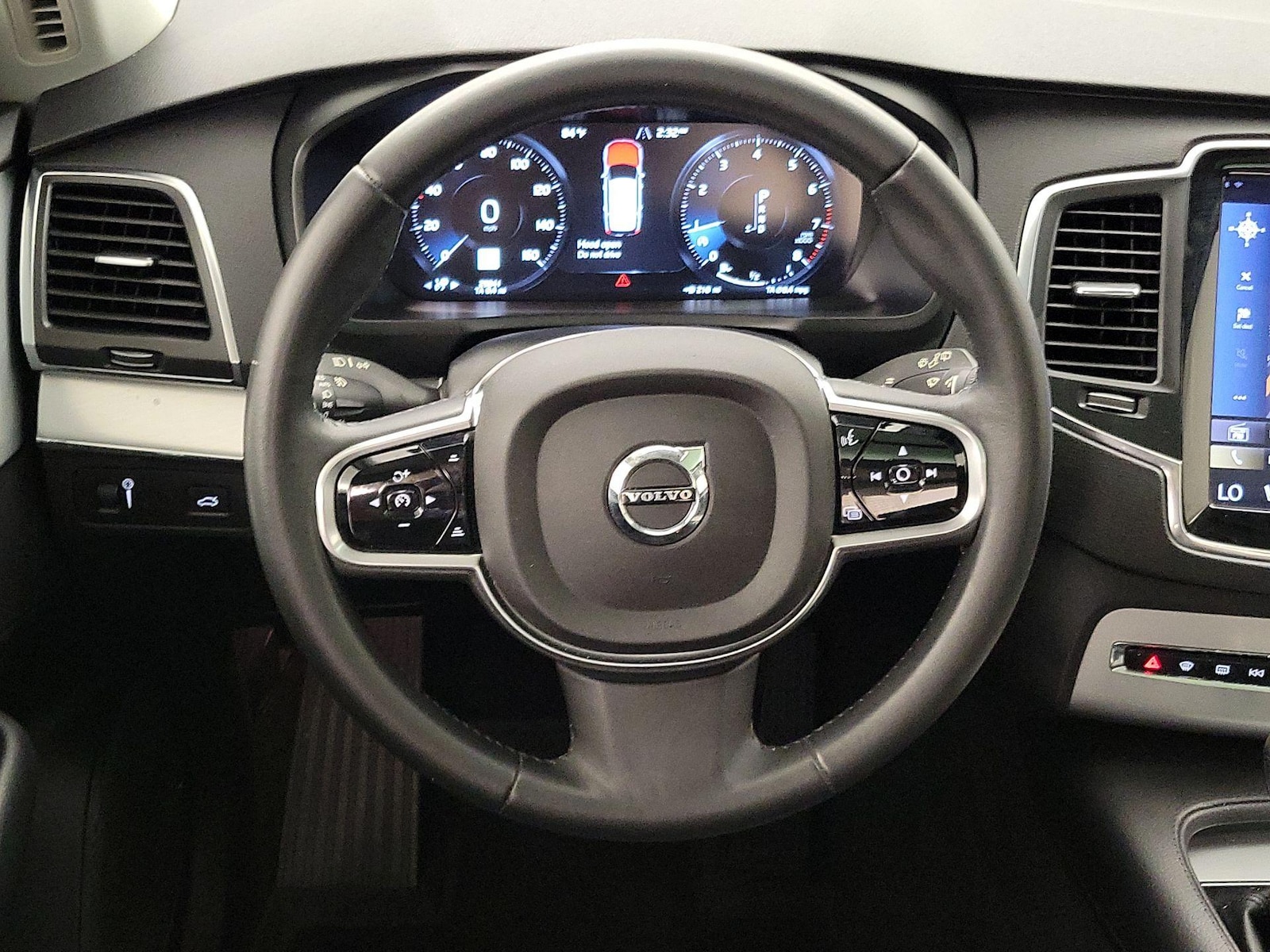 2016 Volvo XC90 Momentum - Photo 11