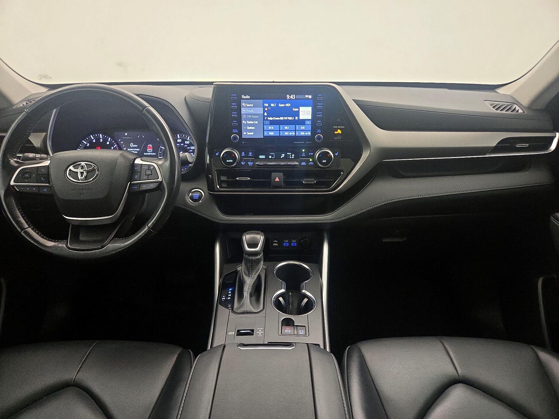 Thumbnail: 2022 Toyota Highlander - 9