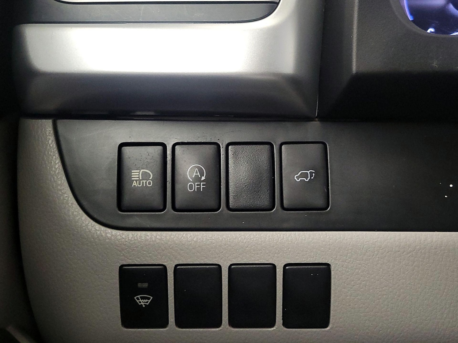2017 Toyota Highlander XLE - Photo 14