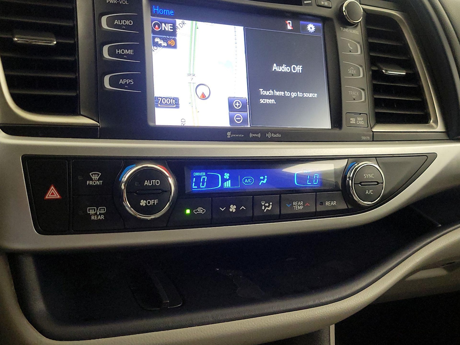 2017 Toyota Highlander XLE - Photo 17