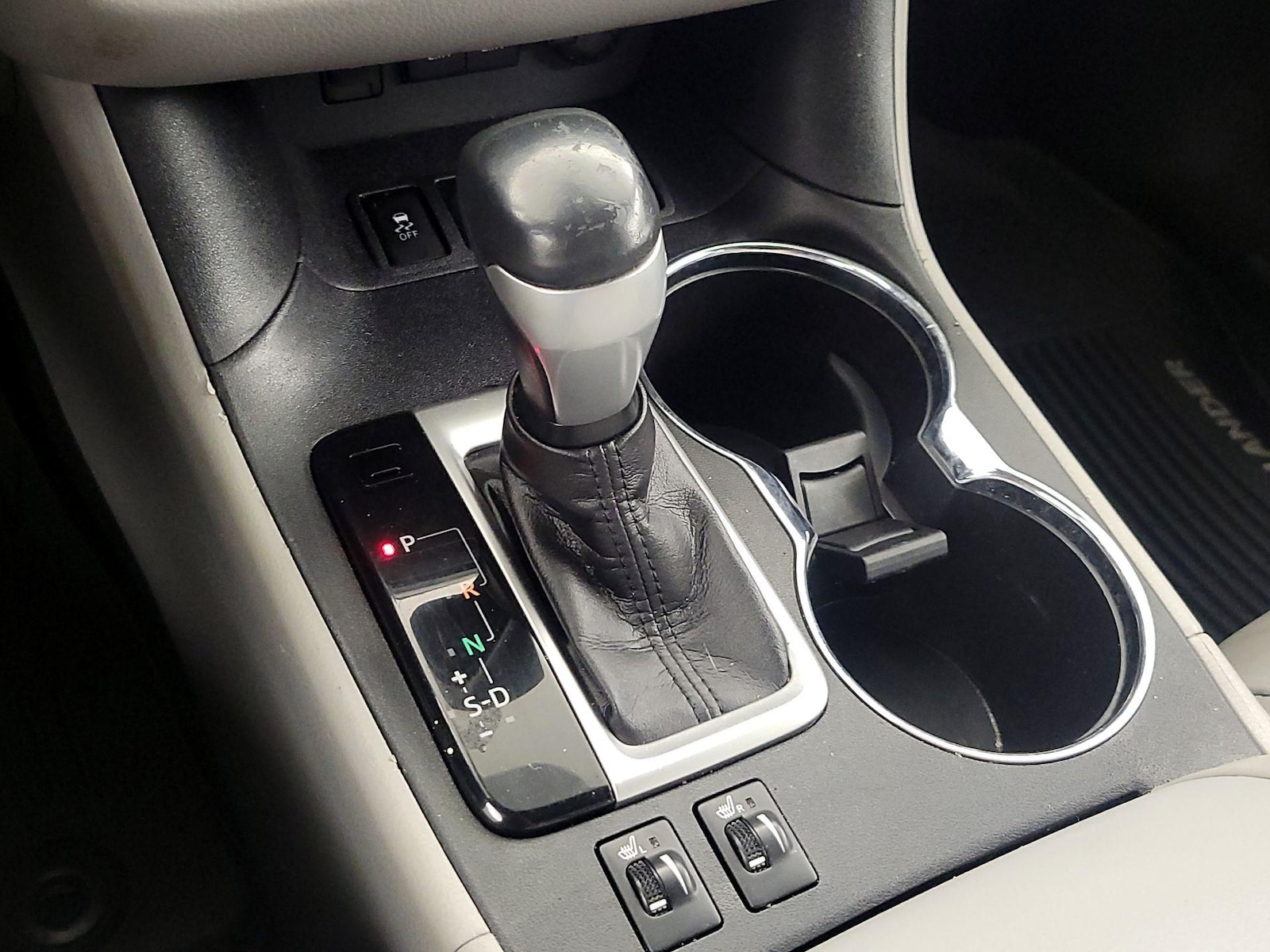 2017 Toyota Highlander XLE - Photo 18