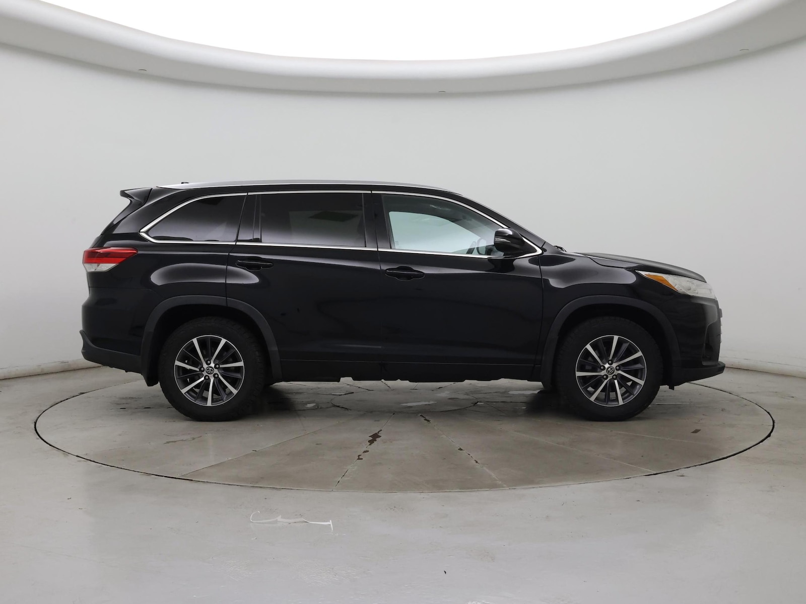 2017 Toyota Highlander XLE - Photo 8