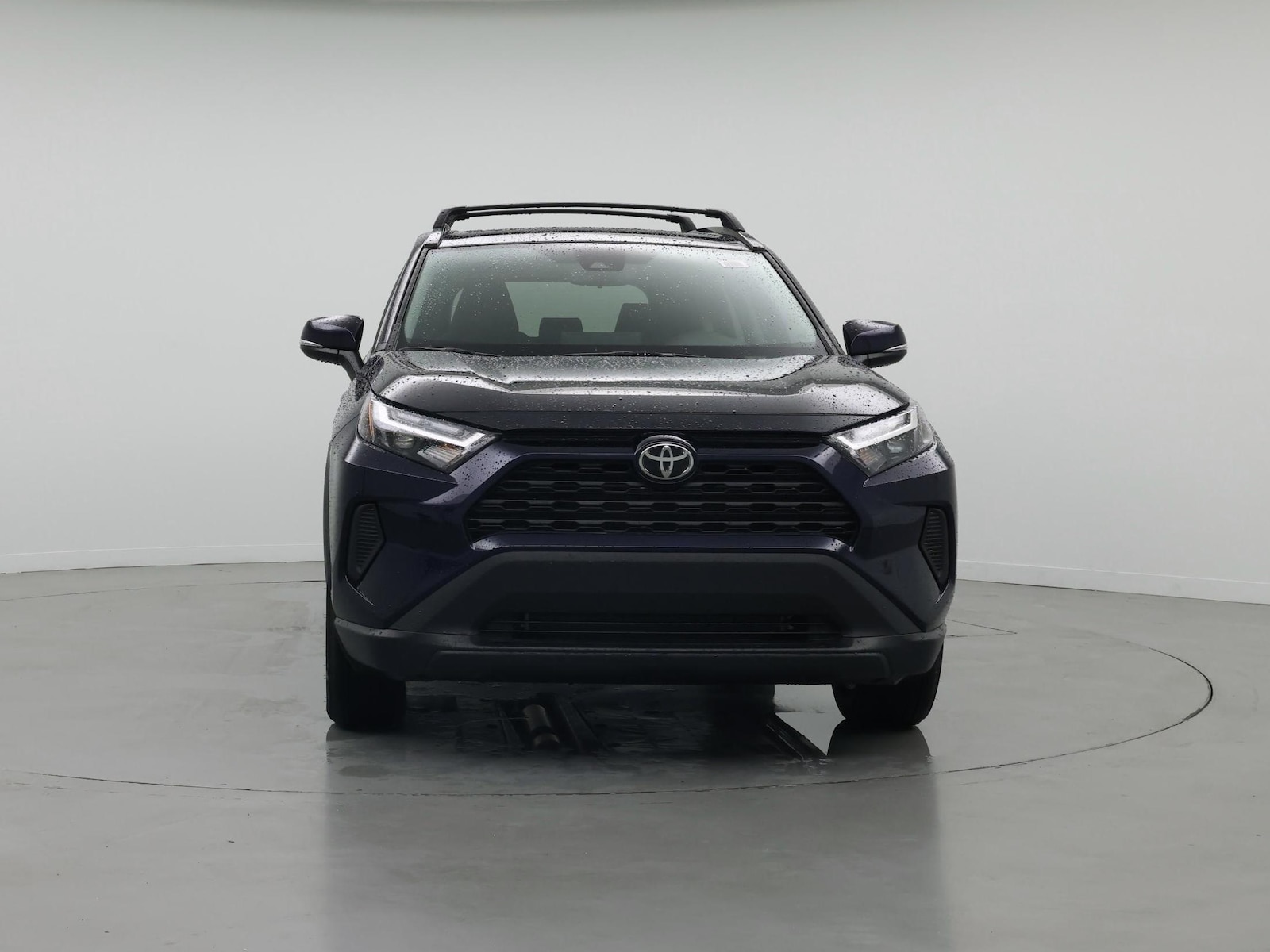 2025 Toyota RAV4 XLE - Photo 6