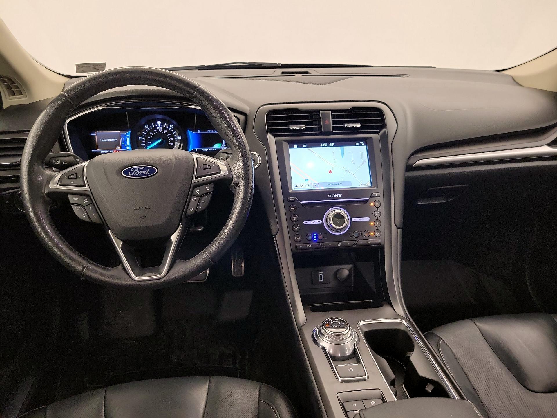 Thumbnail: 2017 Ford Fusion - 9