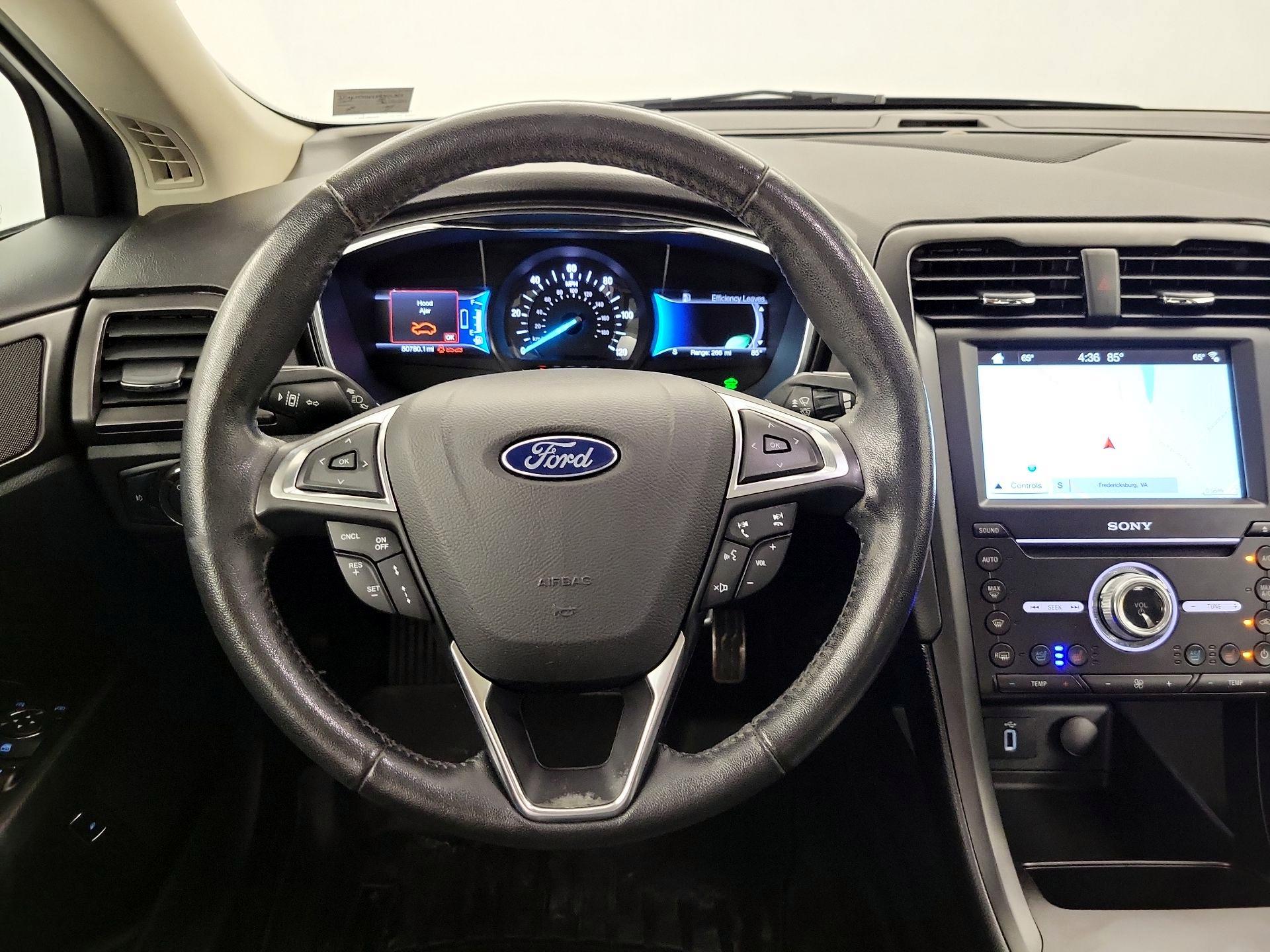 Thumbnail: 2017 Ford Fusion - 10