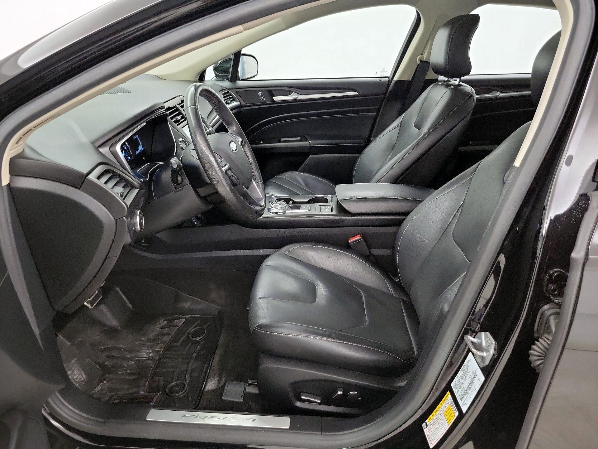Thumbnail: 2017 Ford Fusion - 11
