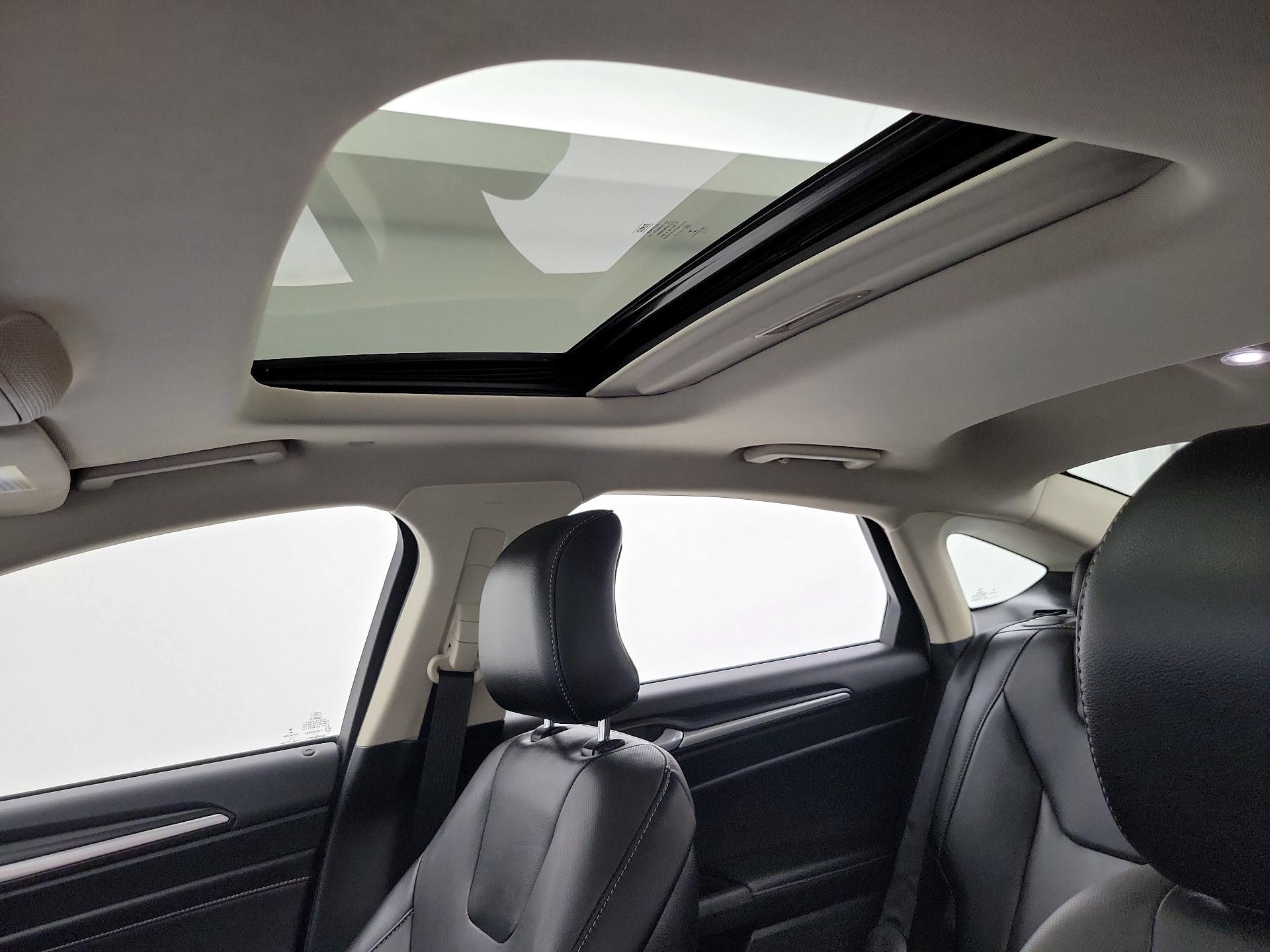 Thumbnail: 2017 Ford Fusion - 20