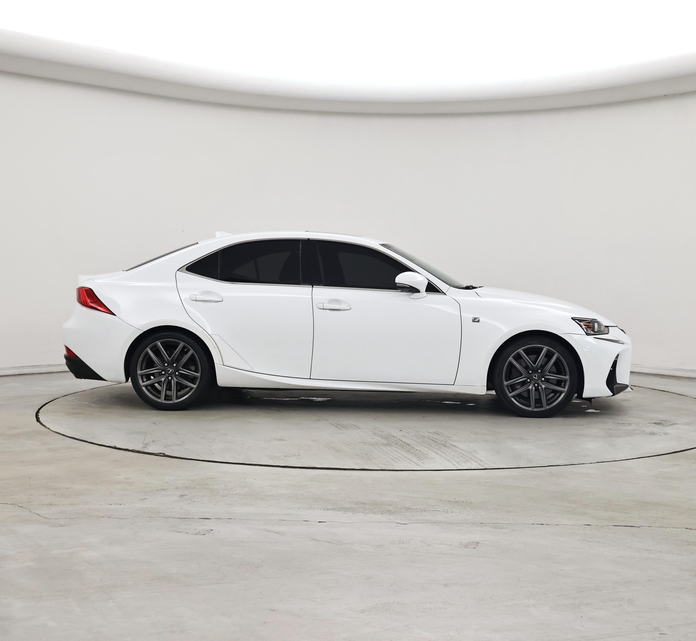 Thumbnail: 2017 Lexus IS - 7