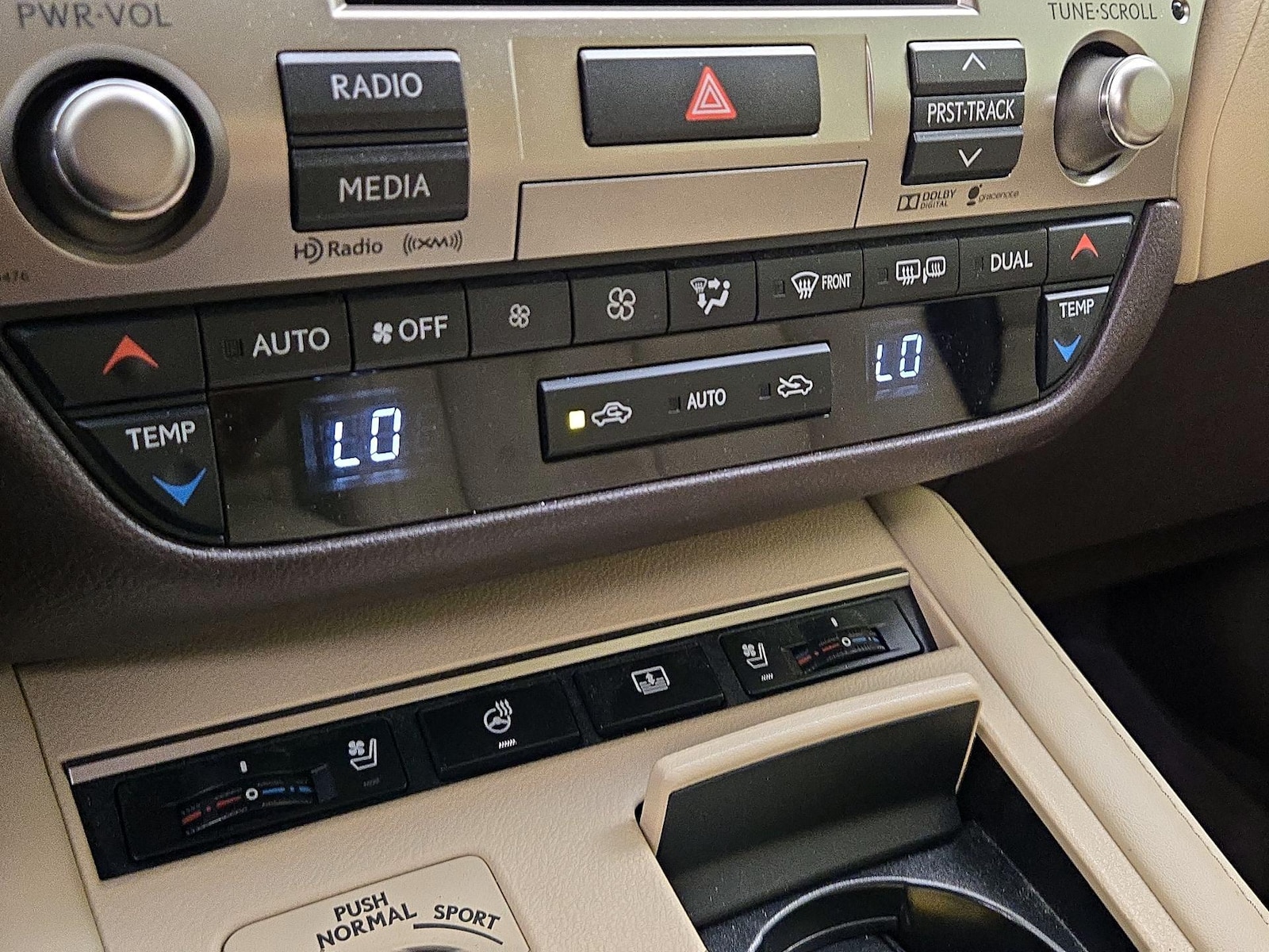2016 Lexus ES 350 - Photo 18