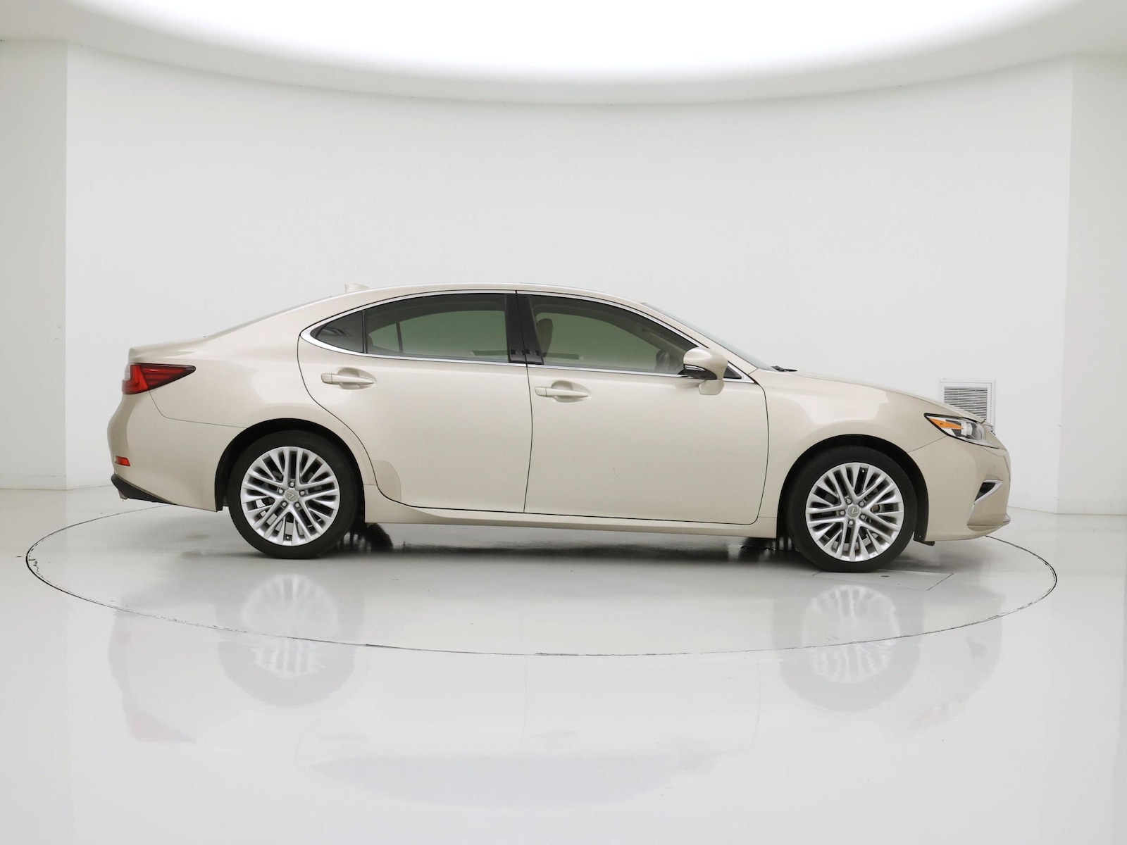 2016 Lexus ES 350 - Photo 8