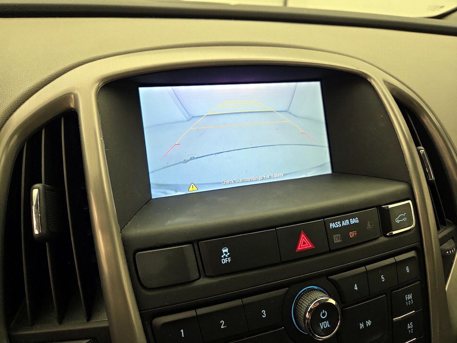 2015 Buick Verano 1SD - Photo 15