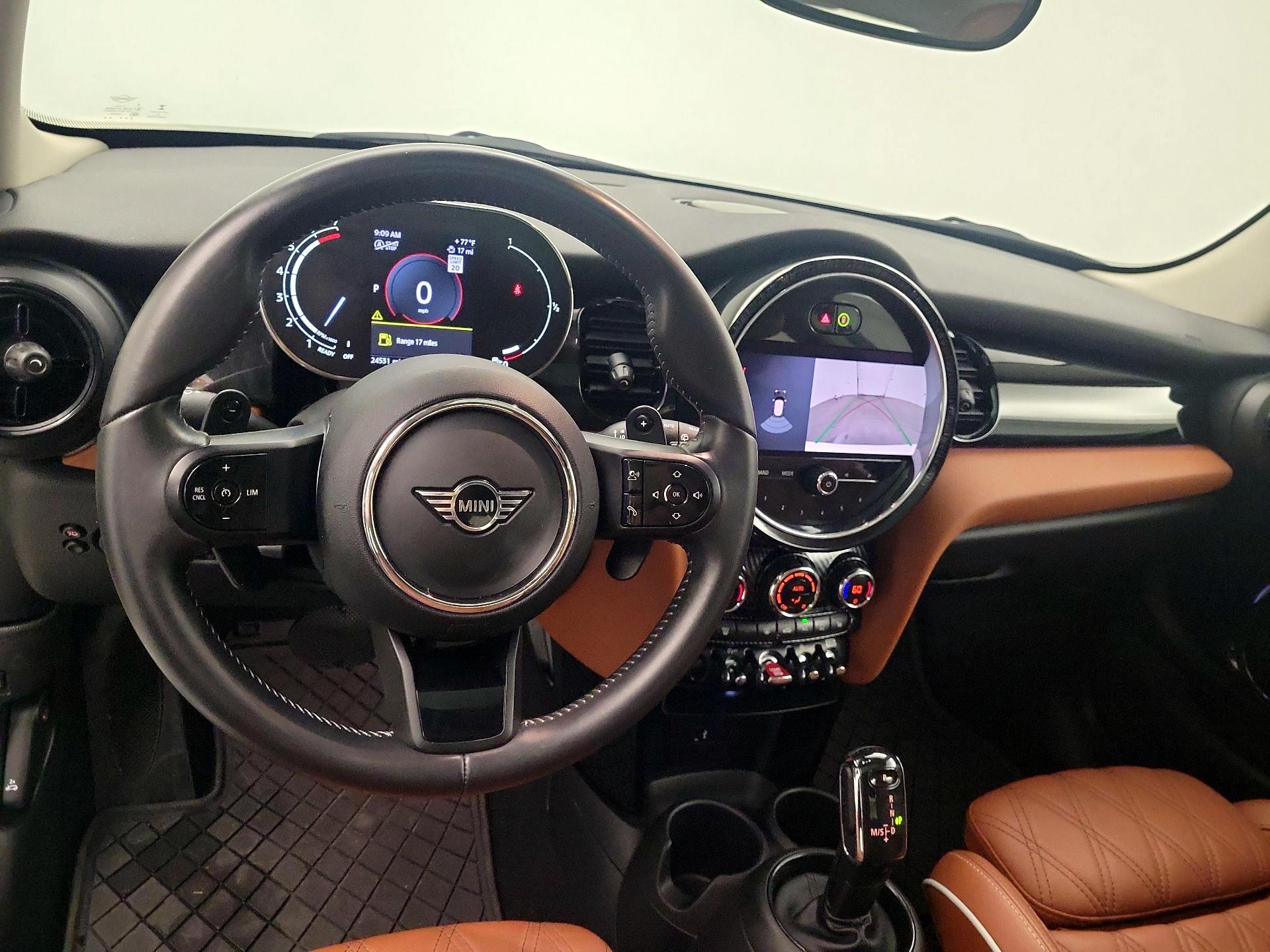 Thumbnail: 2023 MINI Cooper Hardtop - 9